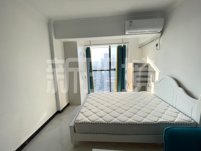 天门中央广场 1室1厅1卫 1300.0元/月 天门中央广场 1室1厅1卫 1300.0元/月室内图