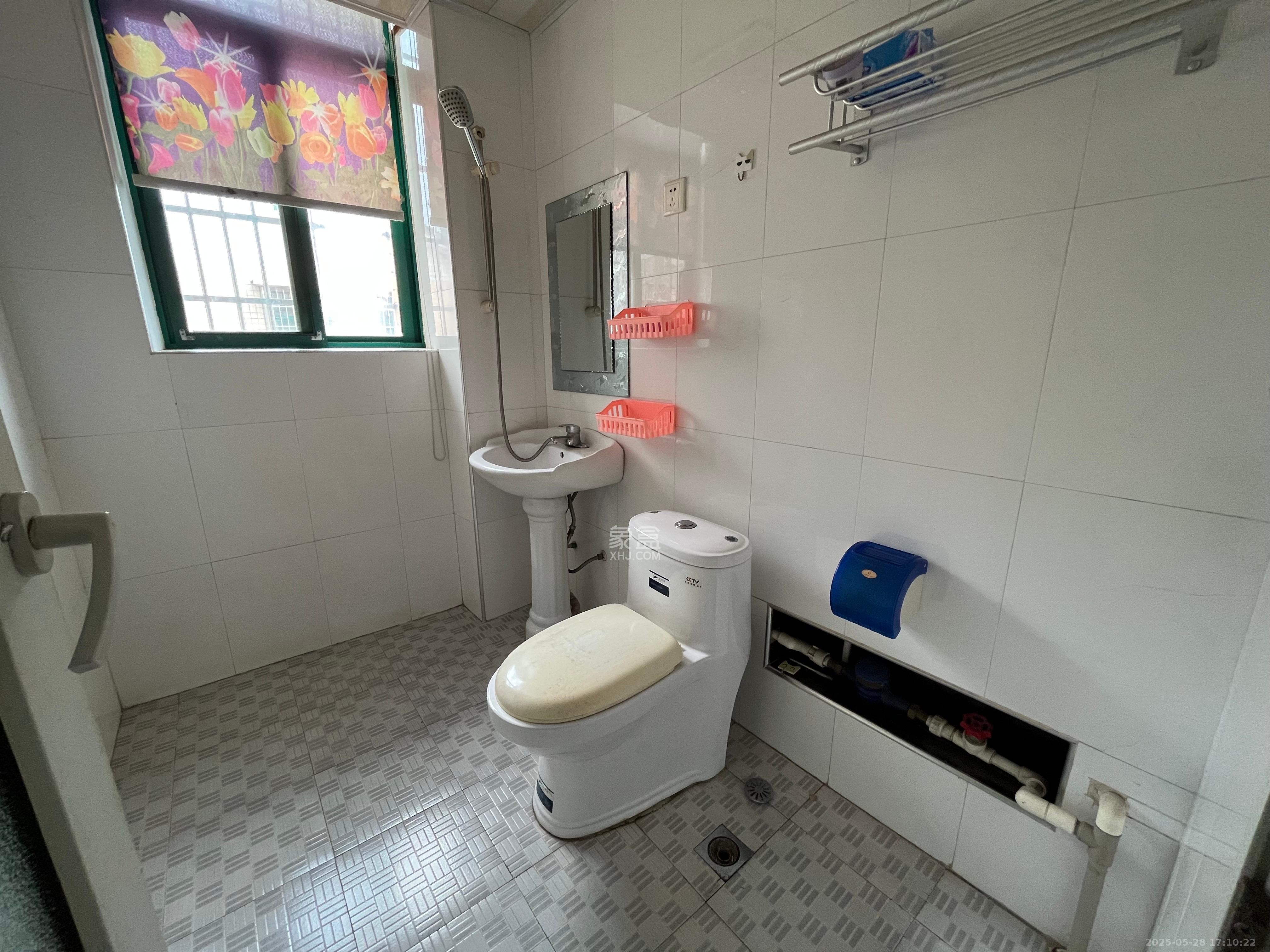 星沙国际物流园/泉星社区 3室2厅2卫 1400.0元/月 星沙国际物流园/泉星社区 3室2厅2卫 1400.0元/月室内图