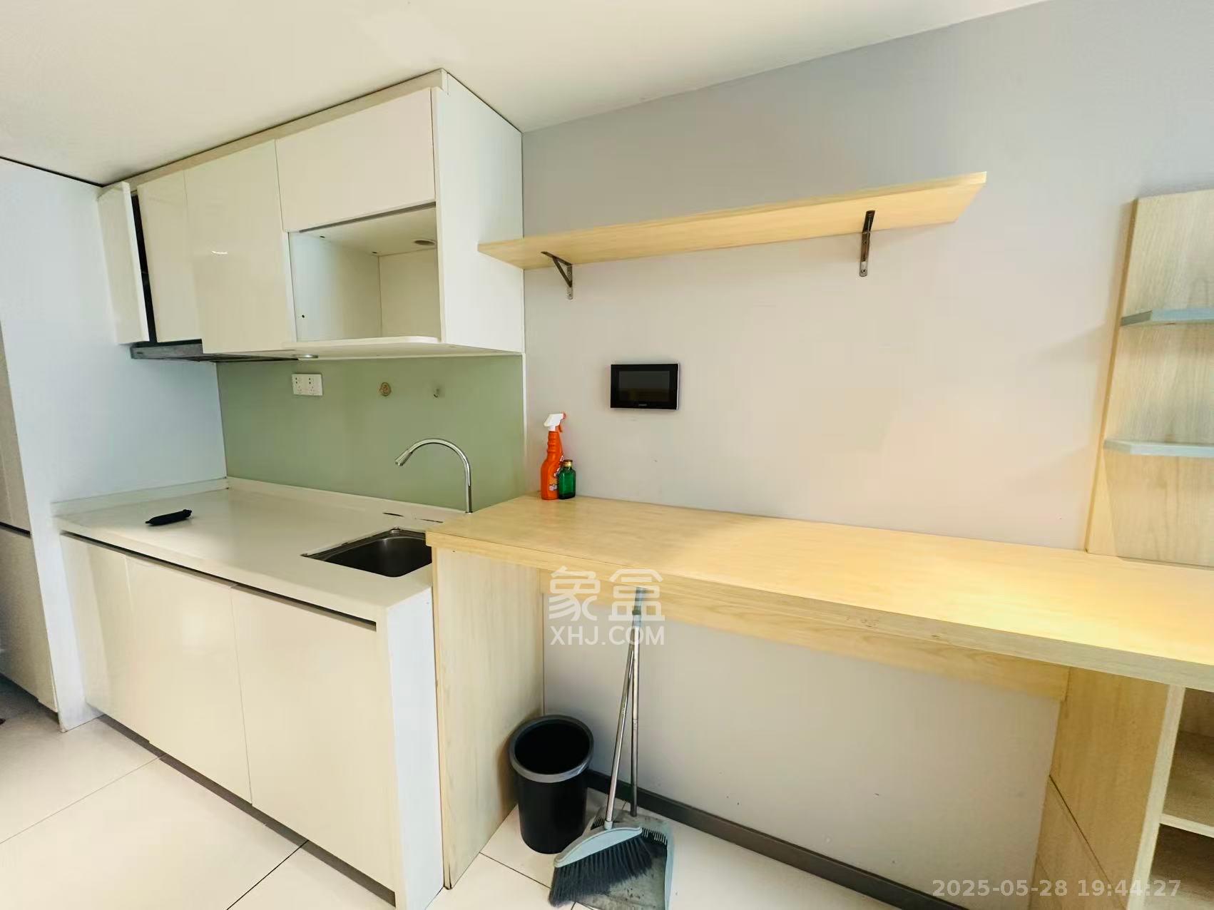 时代年华 1室0厅0卫 1500.0元/月 时代年华 1室0厅0卫 1500.0元/月室内图