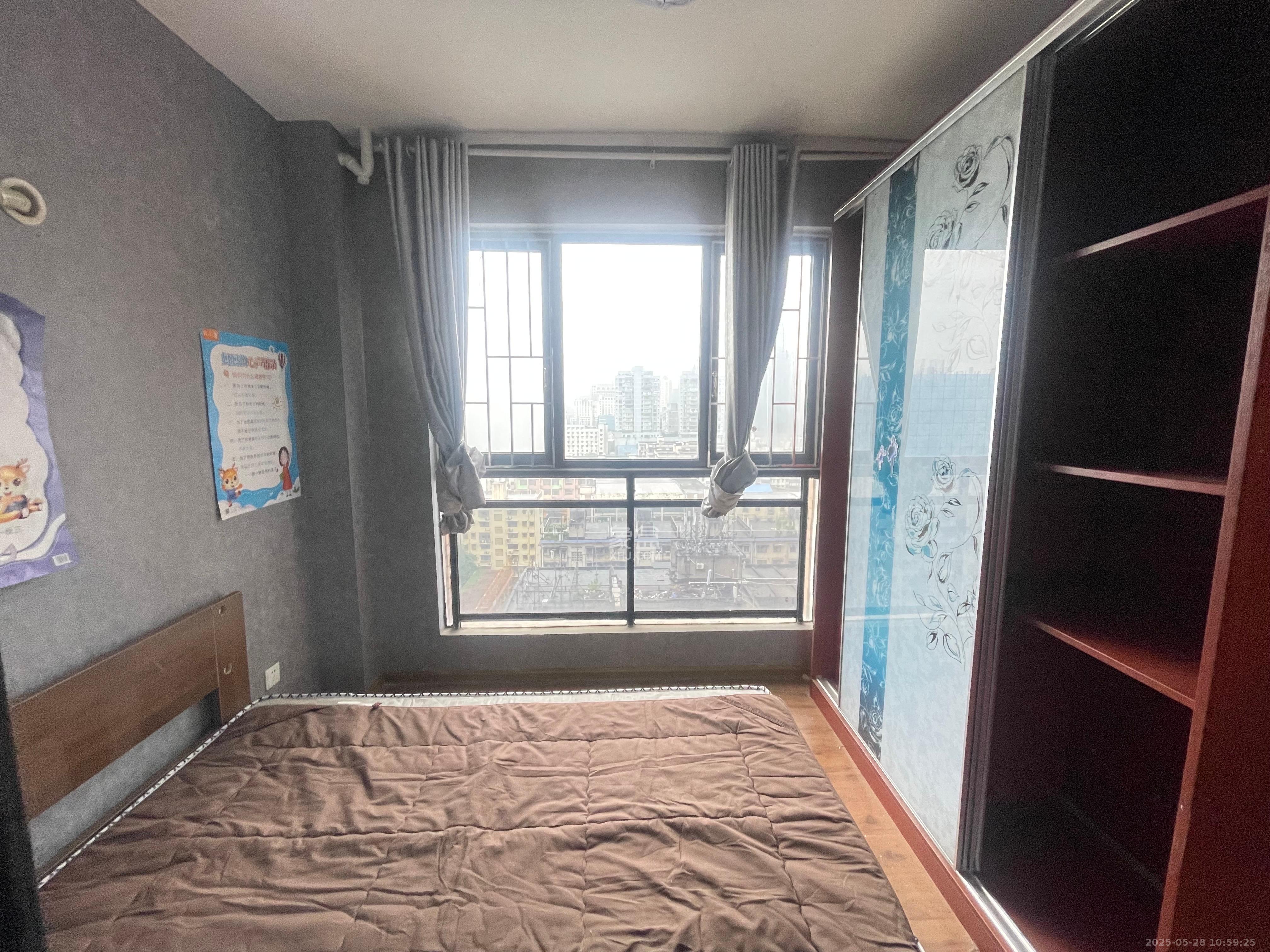 公园9号 3室2厅2卫 3300.0元/月 公园9号 3室2厅2卫 3300.0元/月室内图