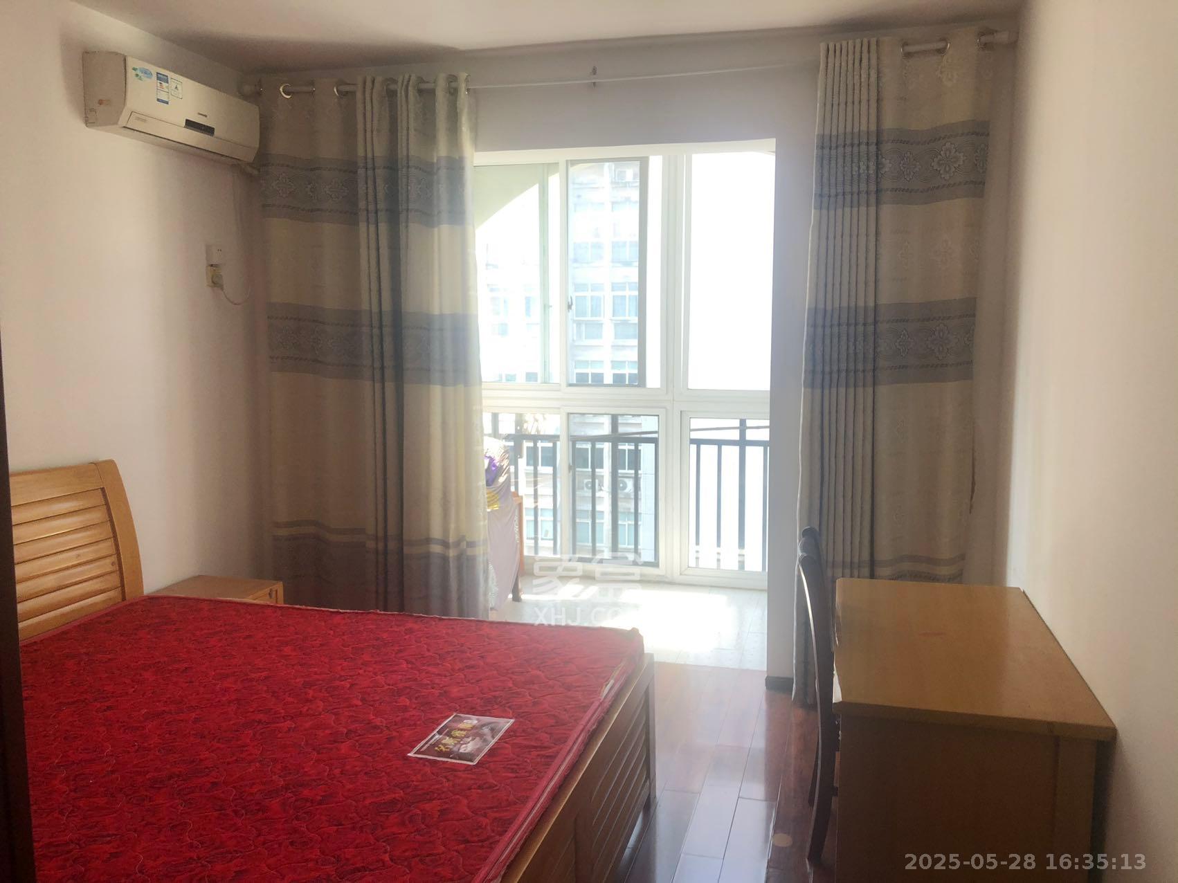 嘉盛华庭(一期、二期、三期) 2室2厅1卫 2400.0元/月 嘉盛华庭(一期、二期、三期) 2室2厅1卫 2400.0元/月室内图