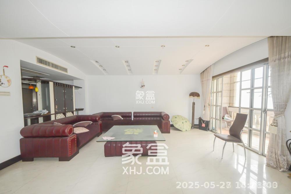 名都花园  7室2厅3卫   6000.00元/月室内图