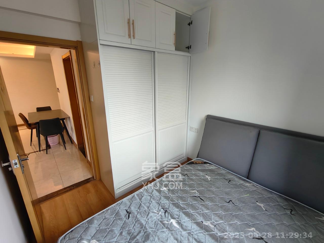 中建璟和城  3室2厅1卫   2400.00元/月室内图