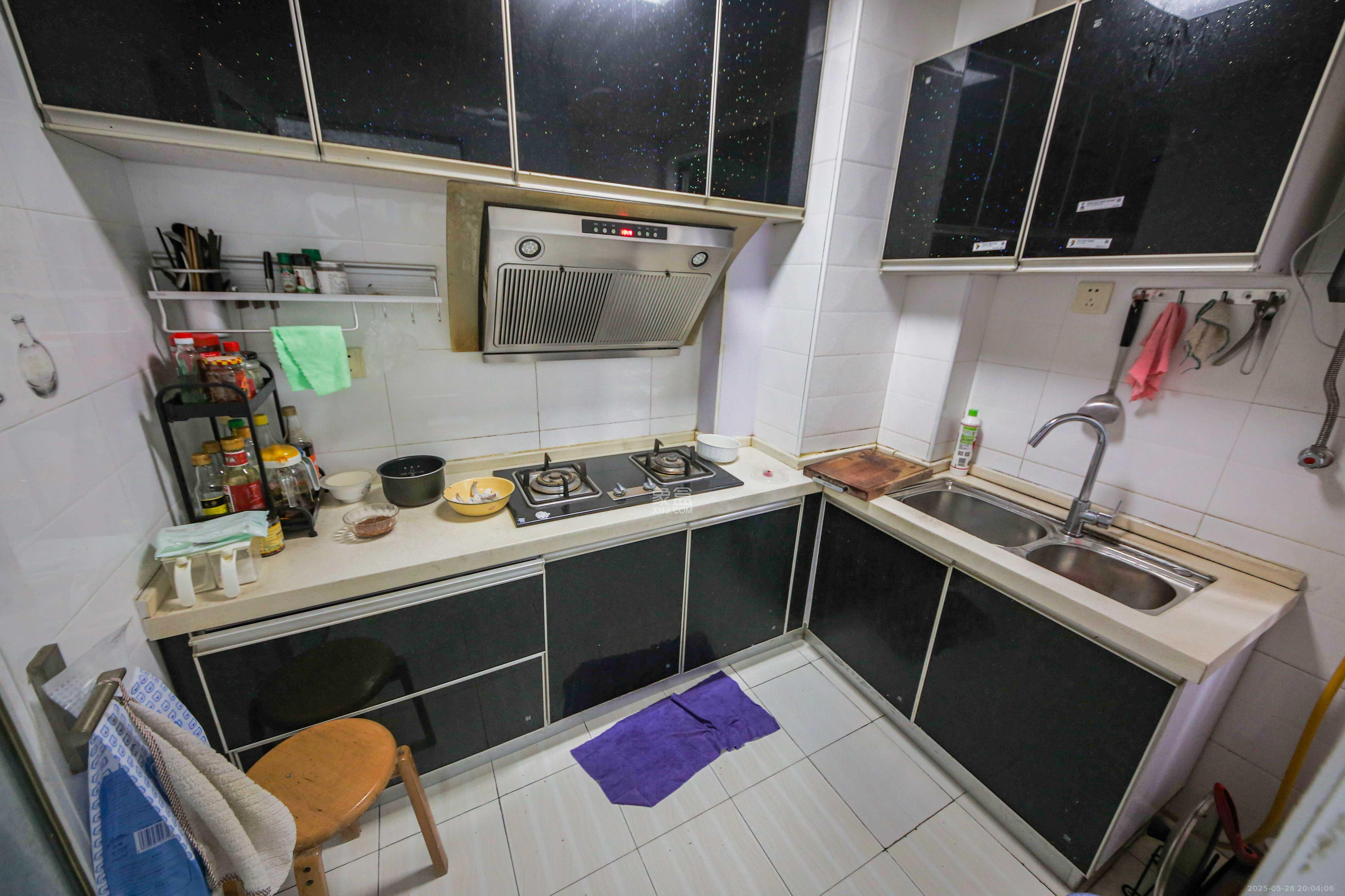 和庄  3室2厅2卫    92.0万 和庄  3室2厅2卫    92.0万厨房