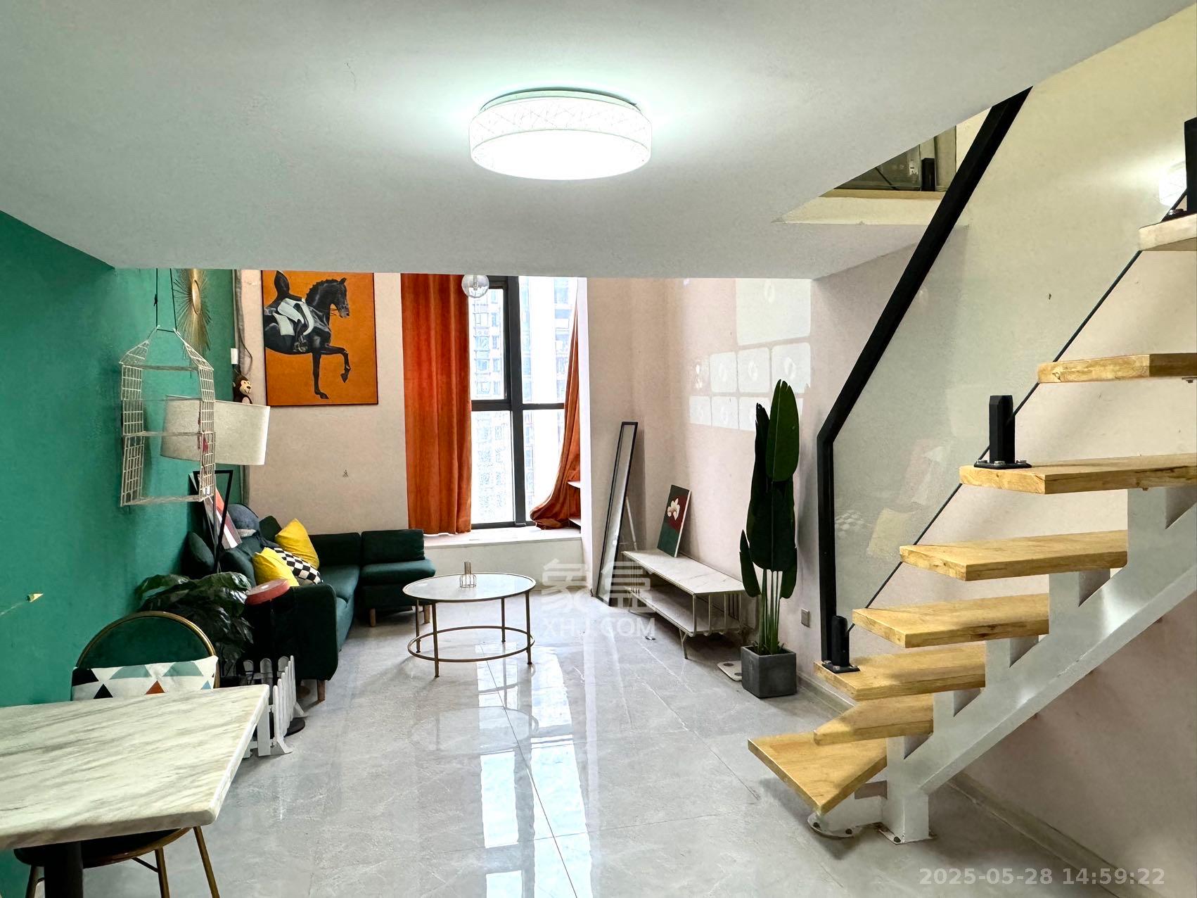 裕天国际商汇中心 1室0厅0卫 1800.0元/月 裕天国际商汇中心 1室0厅0卫 1800.0元/月室内图