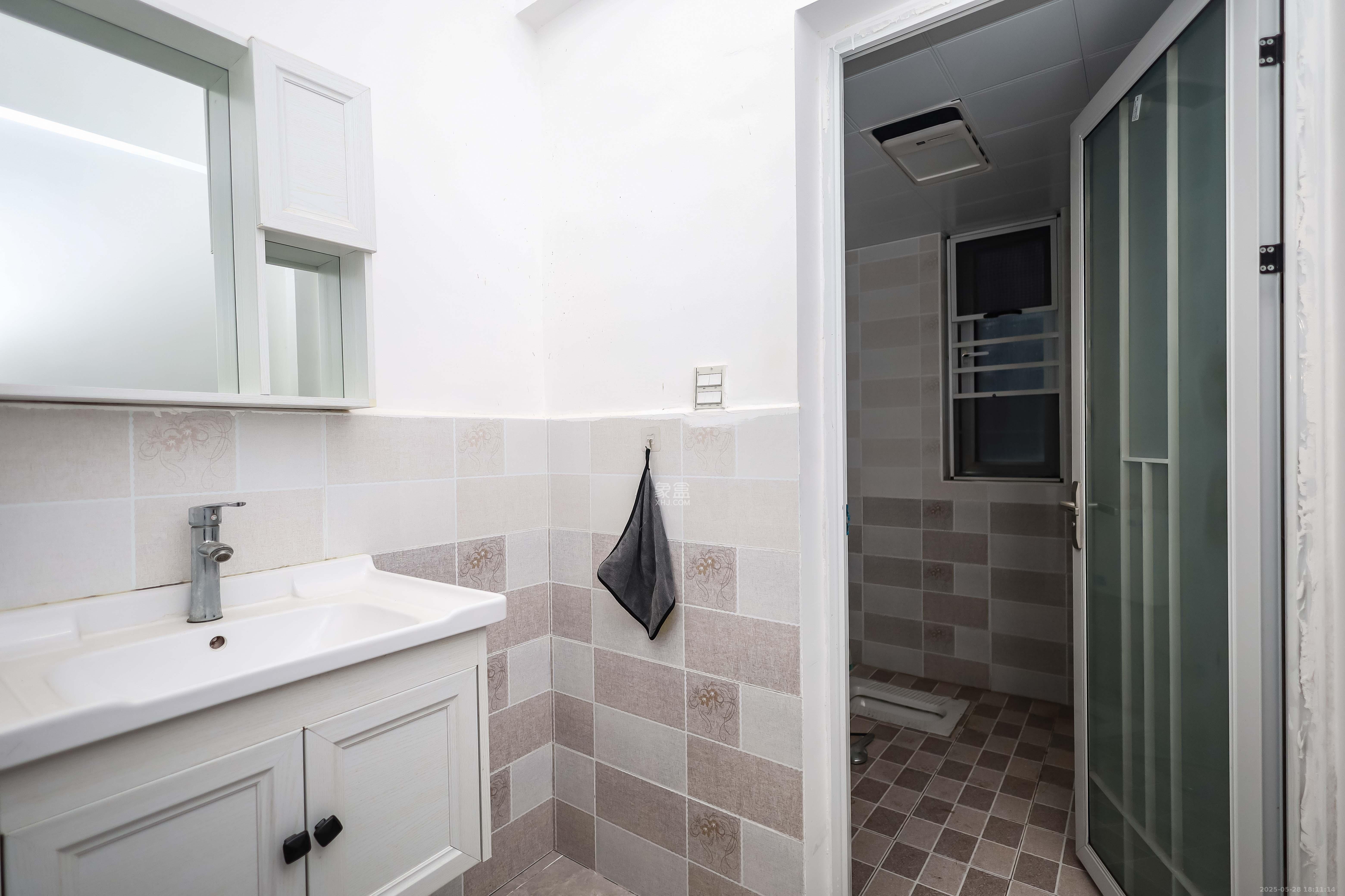 金科世界城  3室1厅1卫    78.8万卫生间