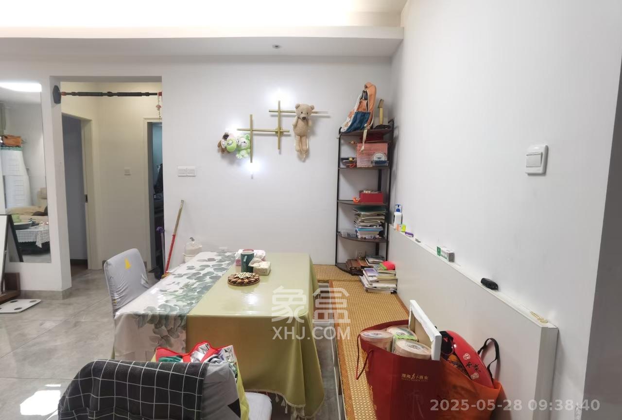 山与墅  2室2厅1卫    2000.0元/月 山与墅  2室2厅1卫    2000.0元/月