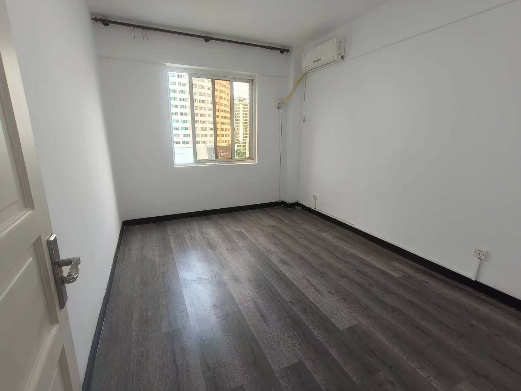 金霖花园 3室1厅1卫 3300.0元/月 金霖花园 3室1厅1卫 3300.0元/月室内图