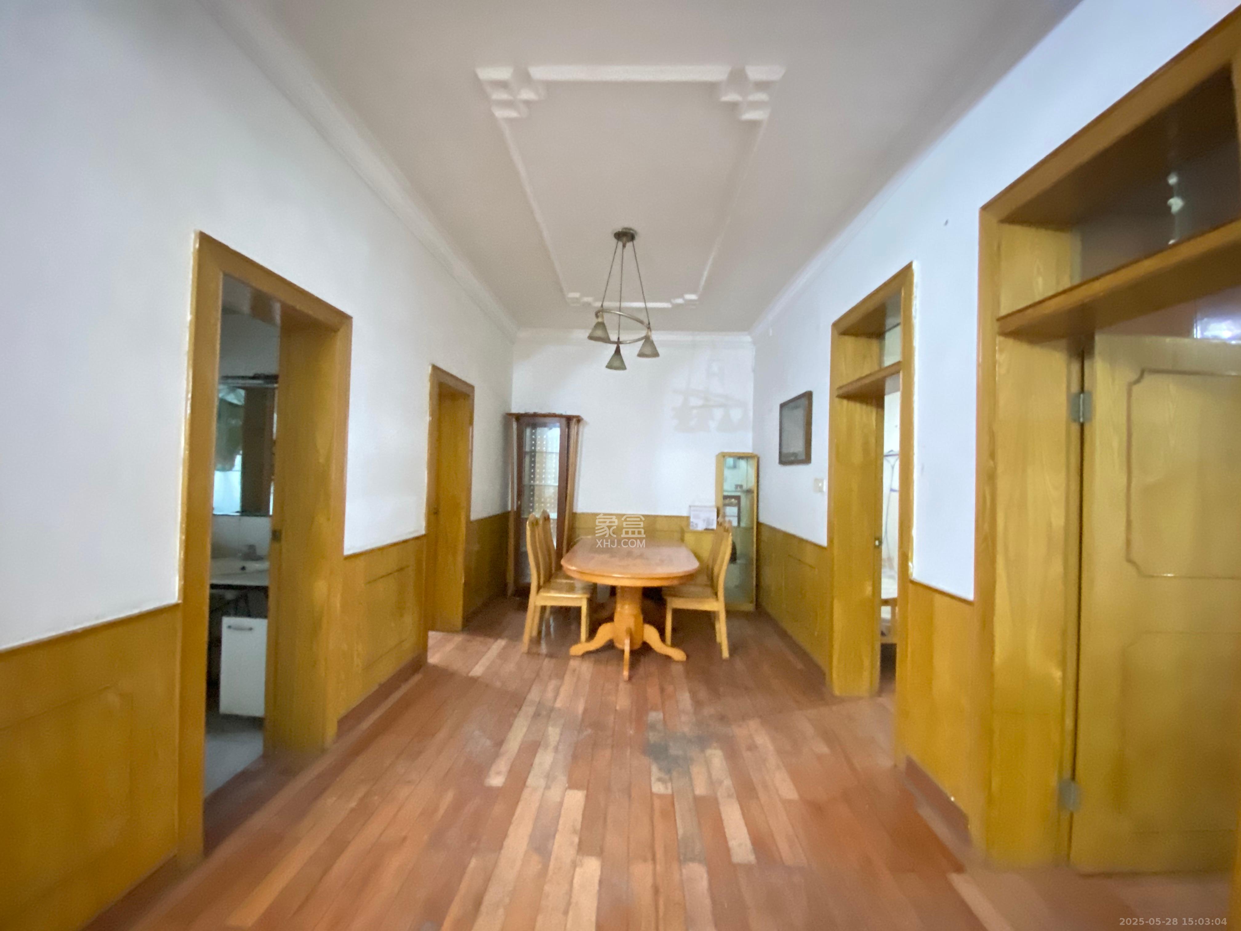 省地税局 3室2厅1卫 2200.0元/月 省地税局 3室2厅1卫 2200.0元/月室内图