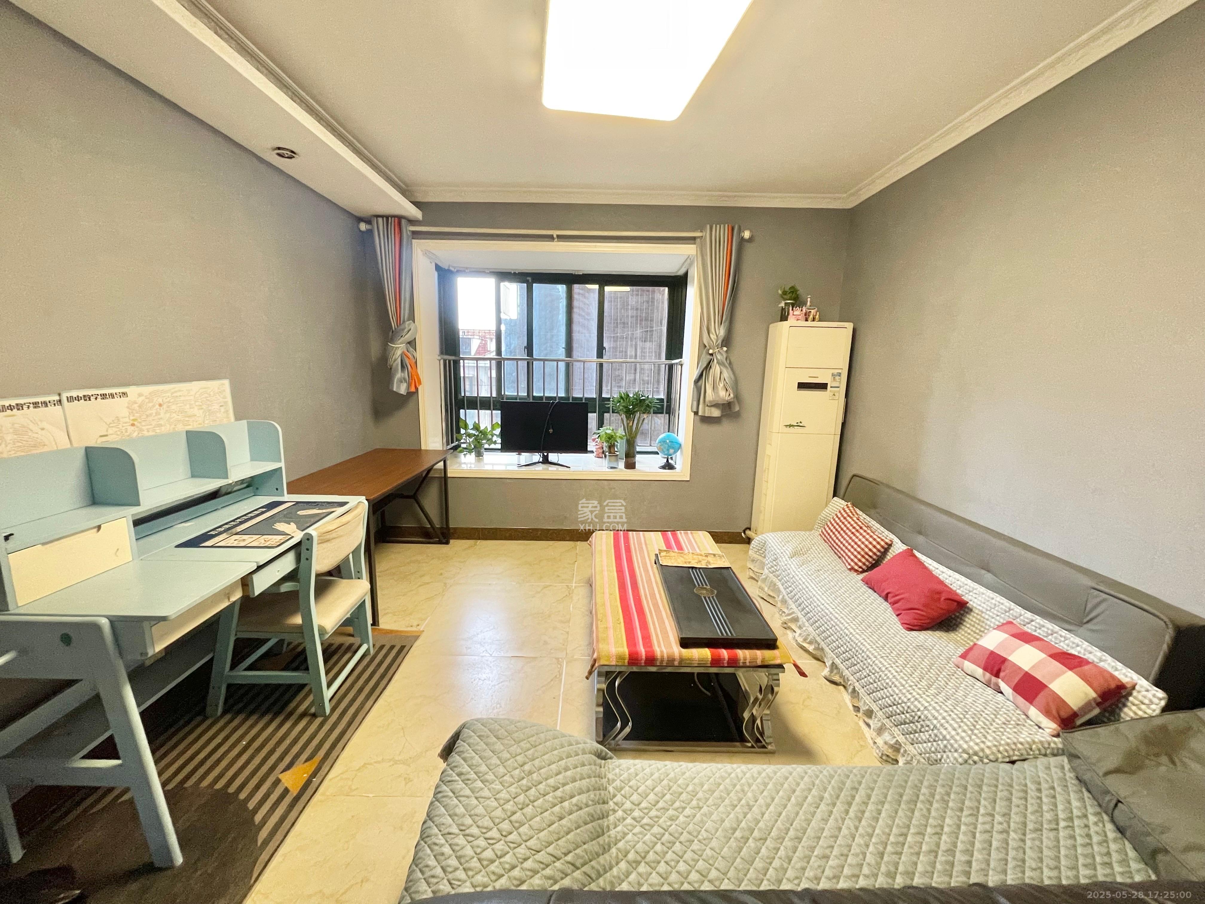 东玺门  3室1厅1卫   2600.00元/月室内图1