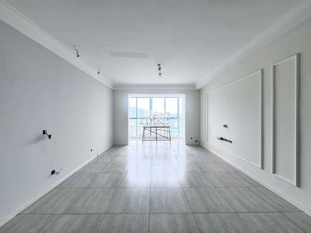 云山诗意  3室2厅2卫   38.00万