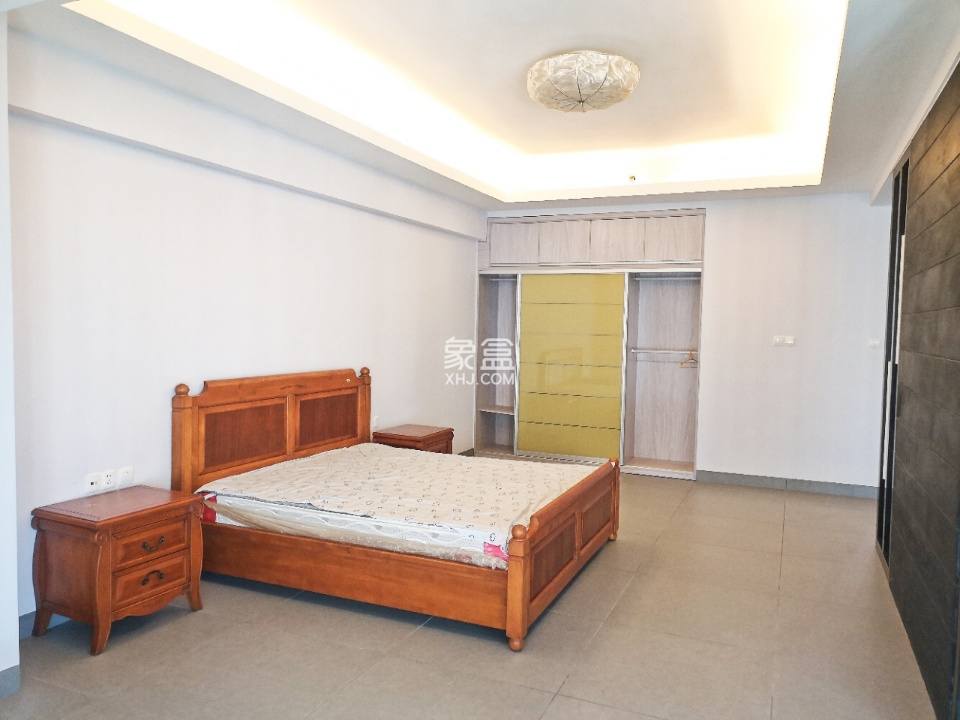 海岸壹号 1室1厅1卫 145.0万 海岸壹号 1室1厅1卫 145.0万客厅