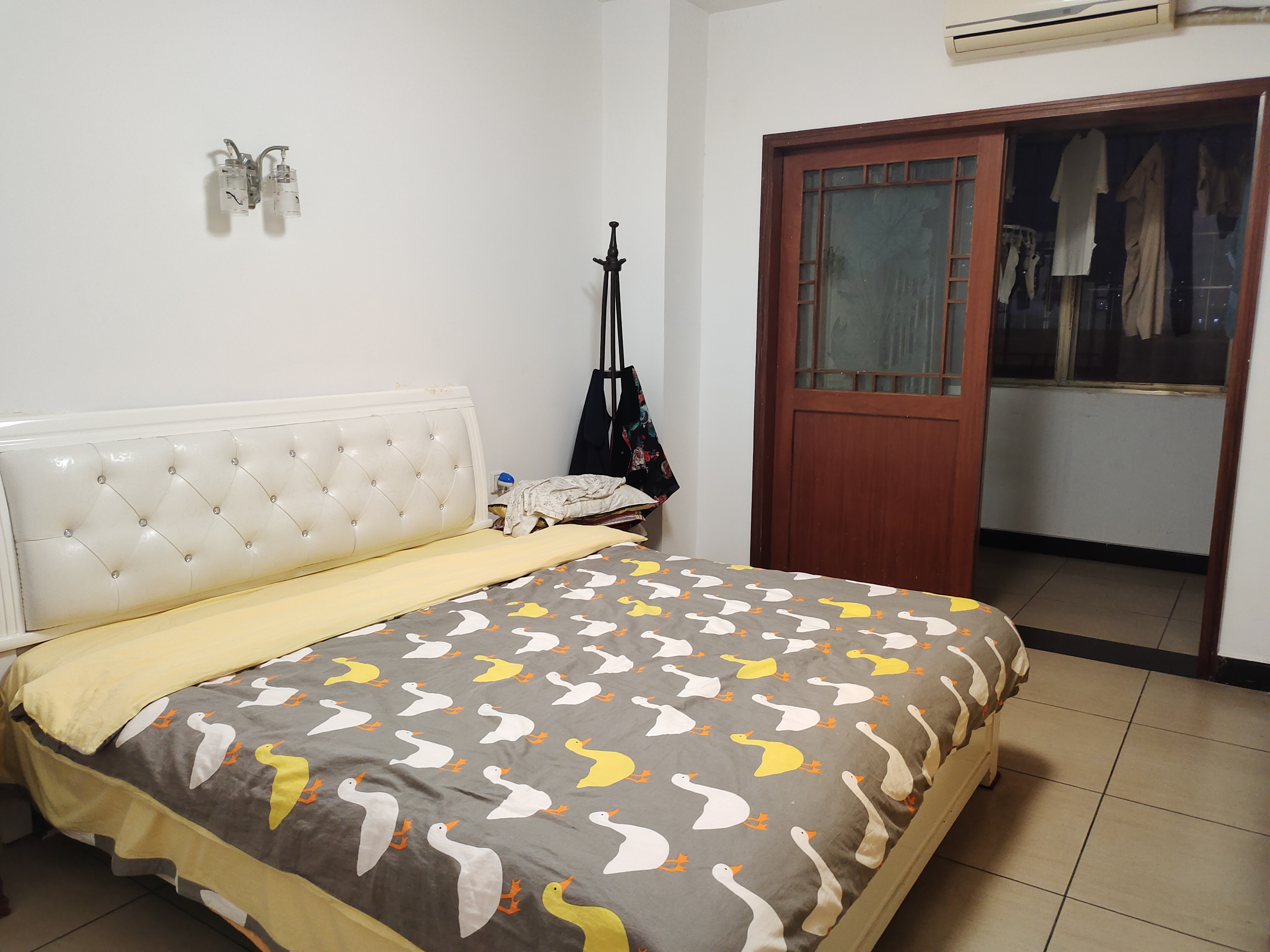 广成大厦 3室2厅1卫 82.0万 广成大厦 3室2厅1卫 82.0万卧室