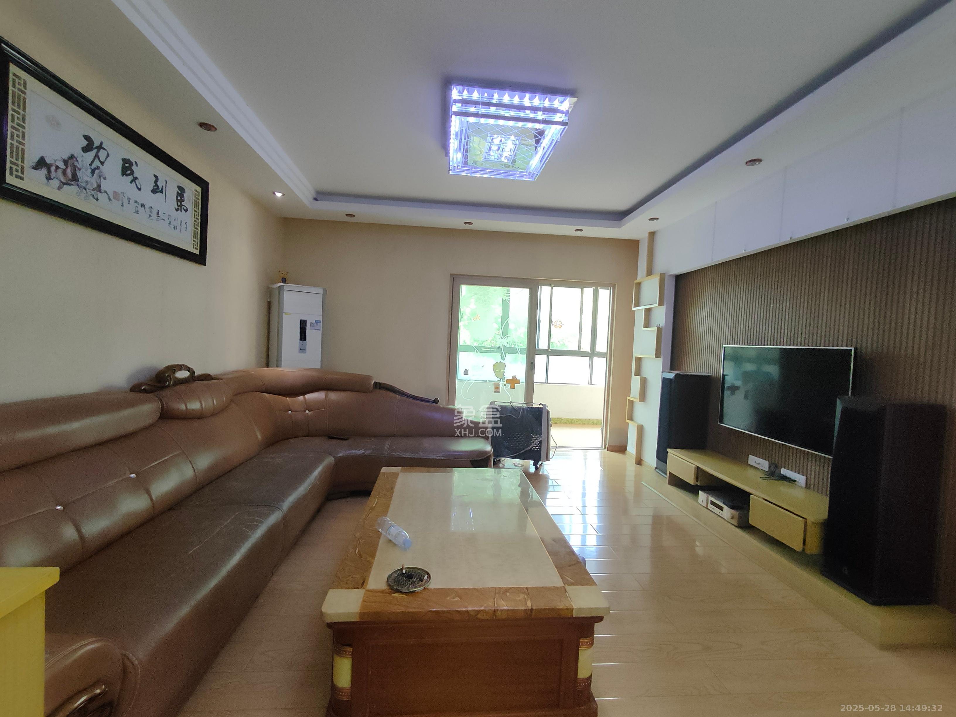 长房时代城 4室2厅2卫 3800.0元/月 长房时代城 4室2厅2卫 3800.0元/月室内图