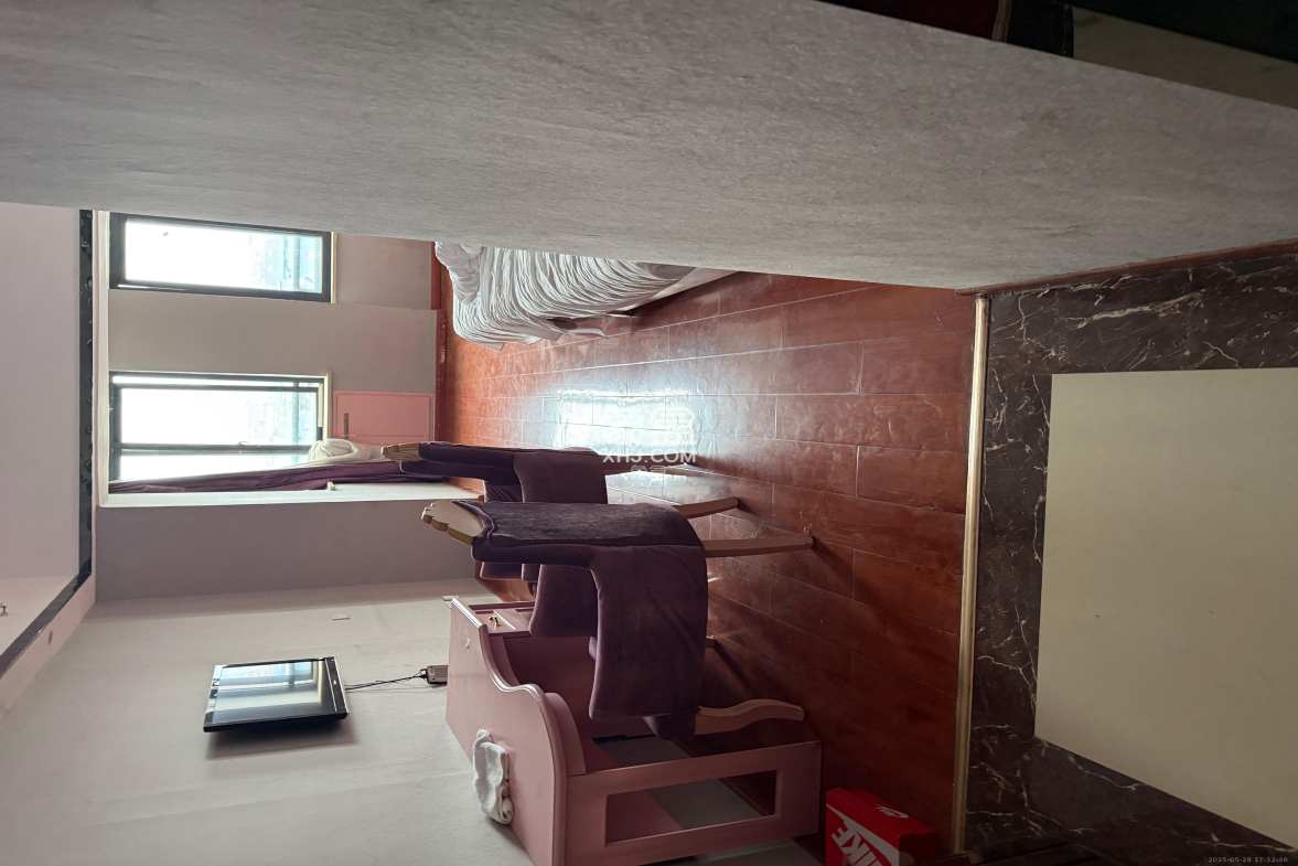 尚都花园城  1室1厅1卫    1000.0元/月 尚都花园城  1室1厅1卫    1000.0元/月室内图