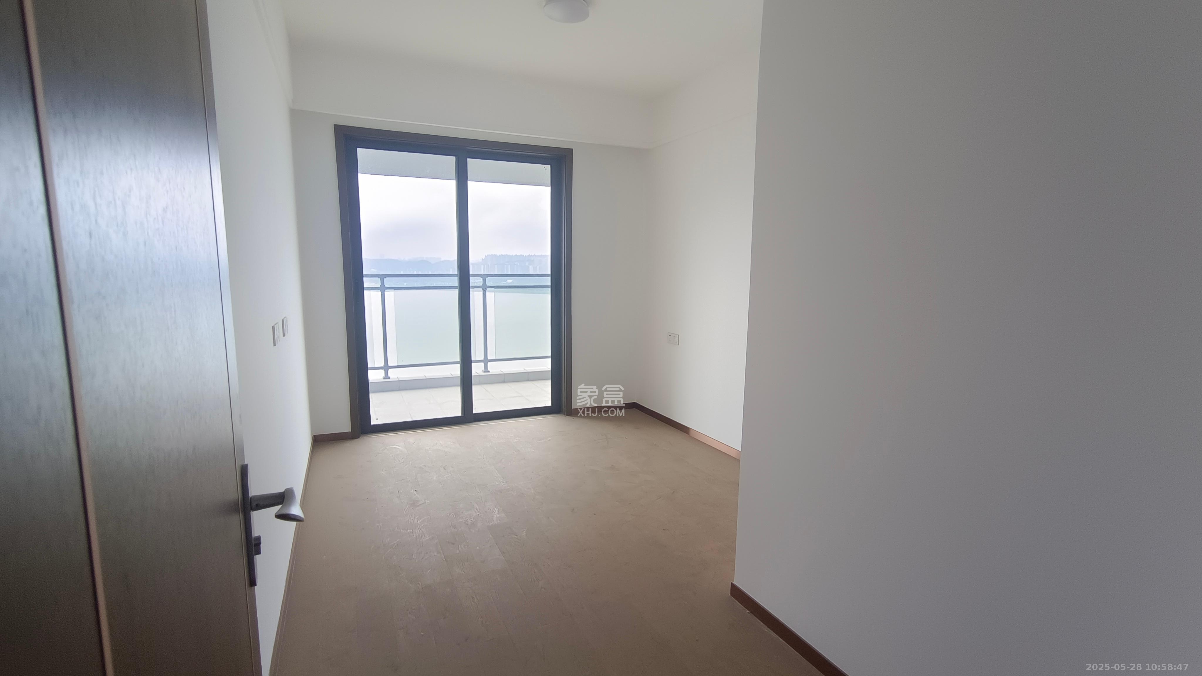 长沙万境潇湘 4室2厅2卫 2600.0元/月 长沙万境潇湘 4室2厅2卫 2600.0元/月室内图