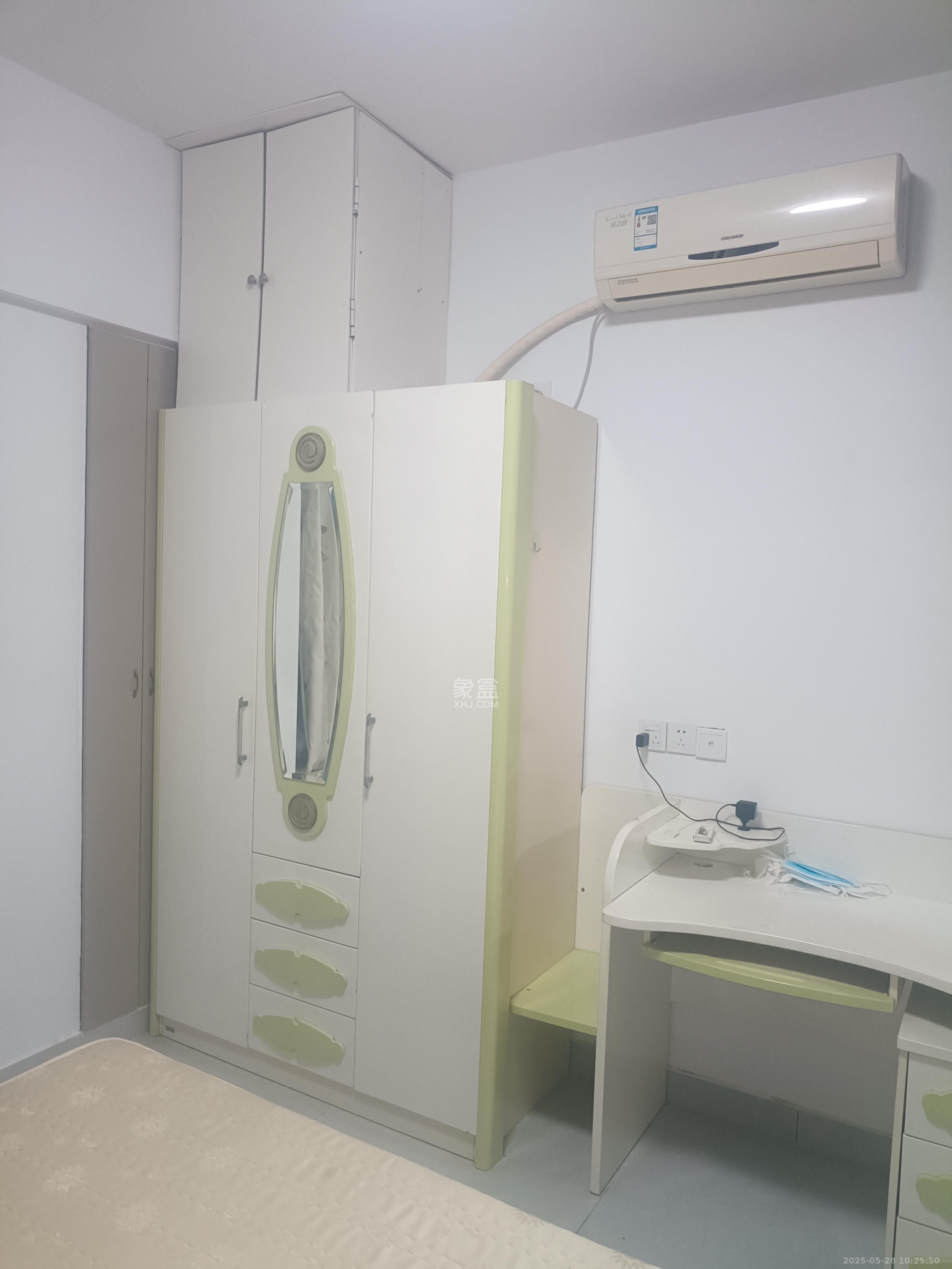 青年才郡(盈安大厦) 2室1厅1卫 2200.0元/月 青年才郡(盈安大厦) 2室1厅1卫 2200.0元/月室内图