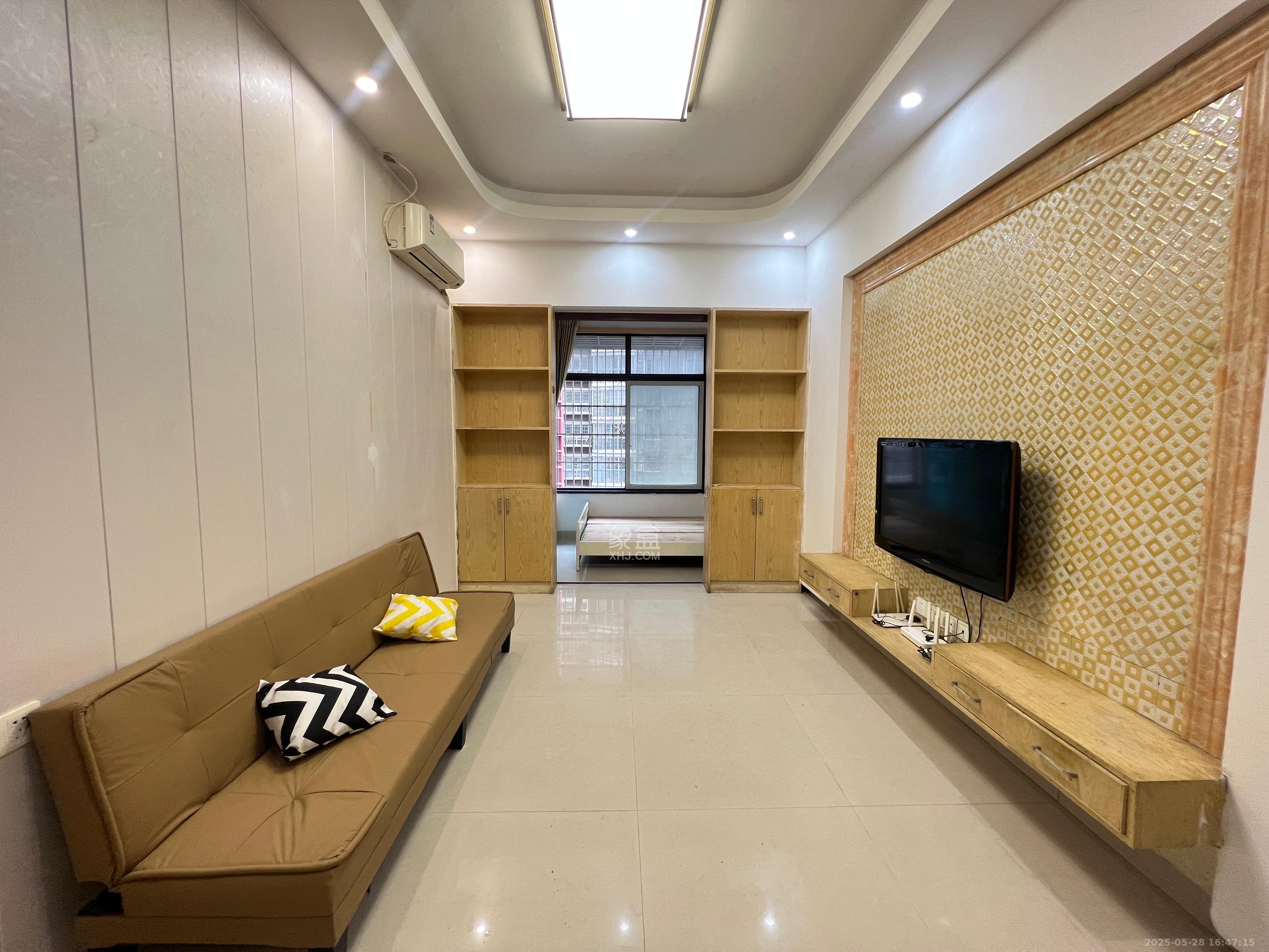 红树湾  1室1厅1卫    1200.0元/月