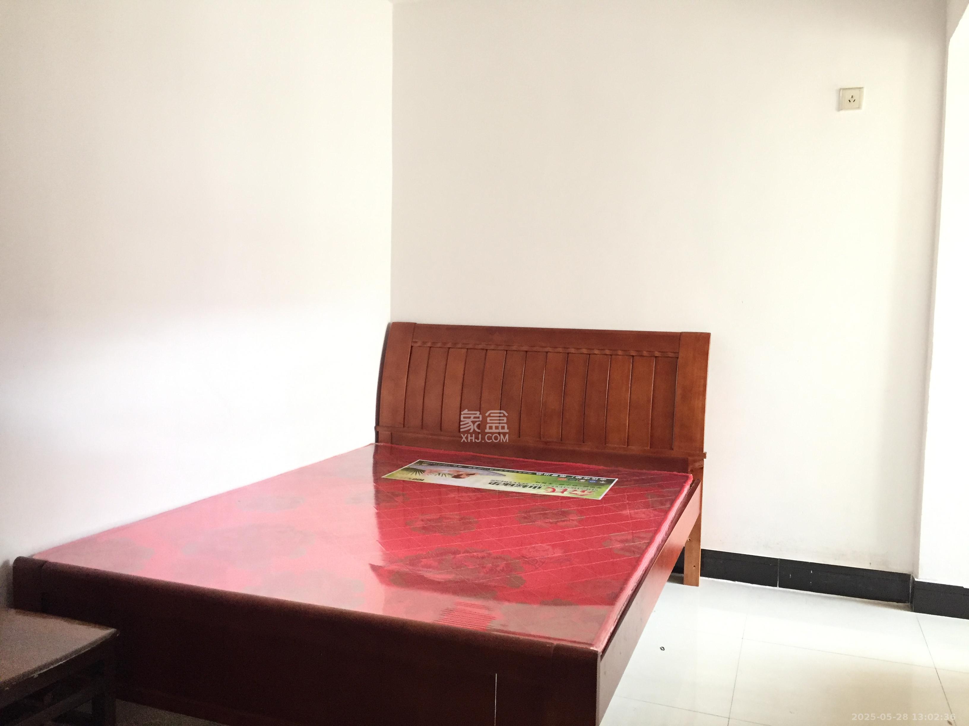 枫林美景  2室2厅1卫   1700.00元/月
