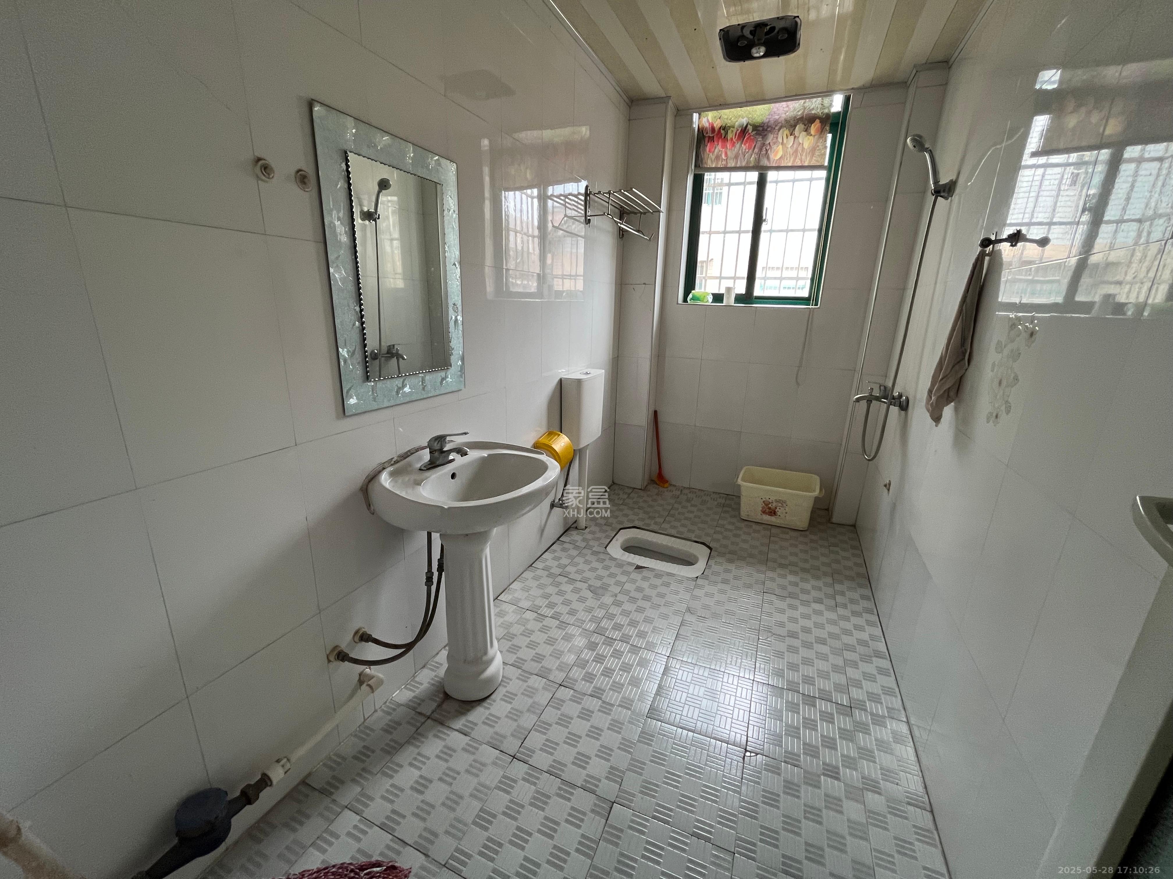 星沙国际物流园/泉星社区 3室2厅2卫 1400.0元/月 星沙国际物流园/泉星社区 3室2厅2卫 1400.0元/月室内图