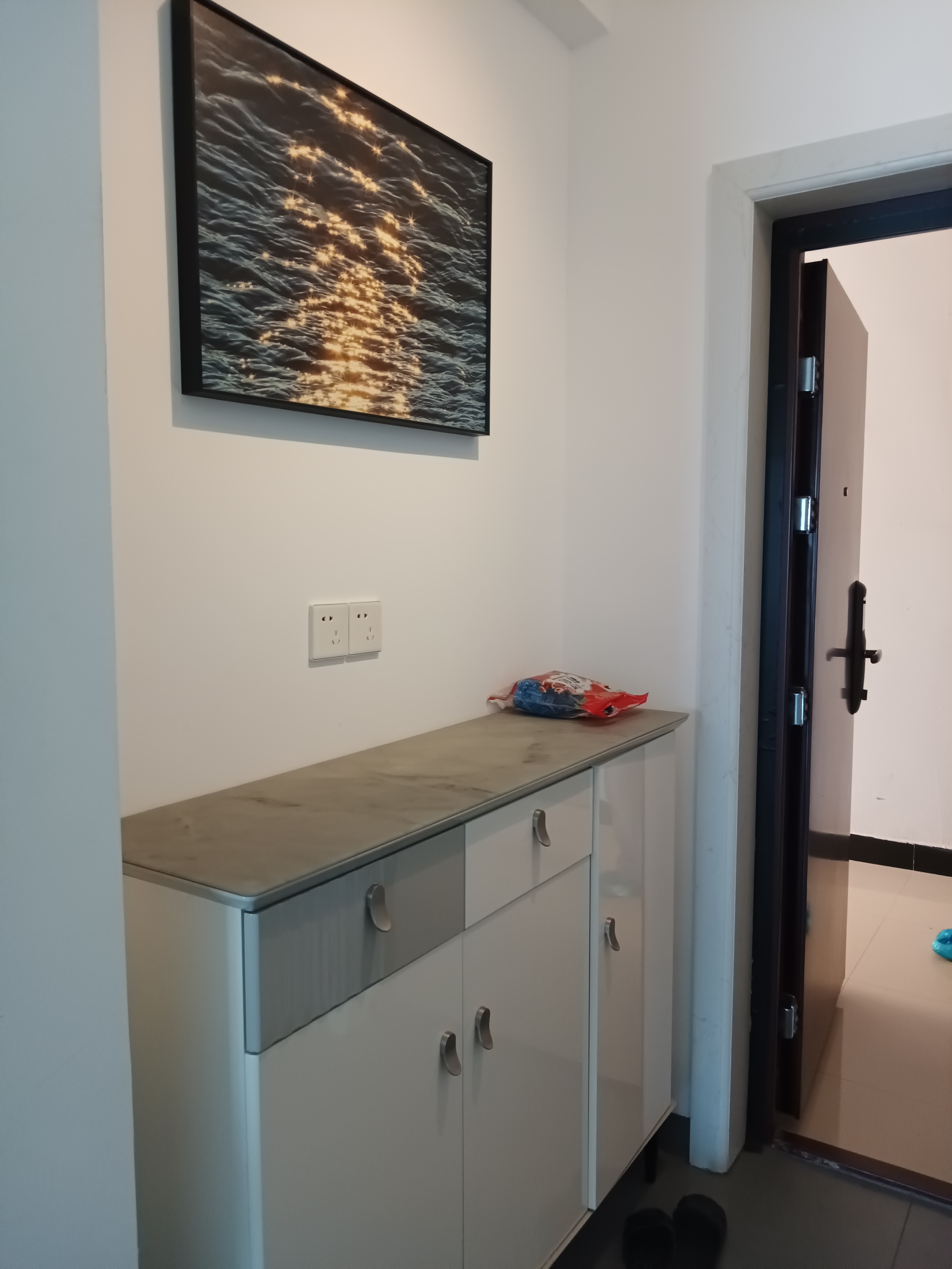 东风路散盘 3室2厅2卫 1700.0元/月 东风路散盘 3室2厅2卫 1700.0元/月室内图