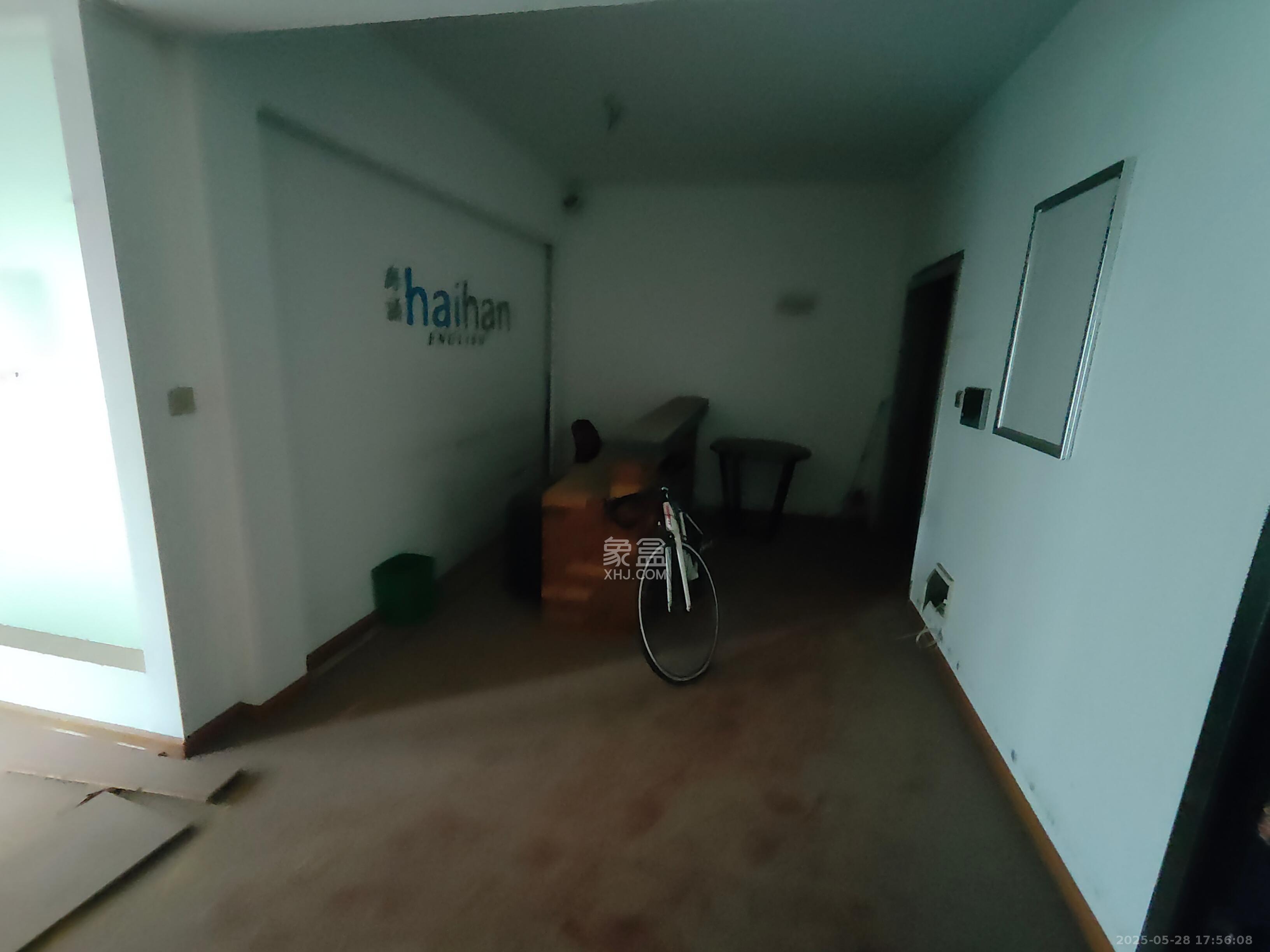 郡原广场 5室2厅2卫 5000.0元/月 郡原广场 5室2厅2卫 5000.0元/月室内图