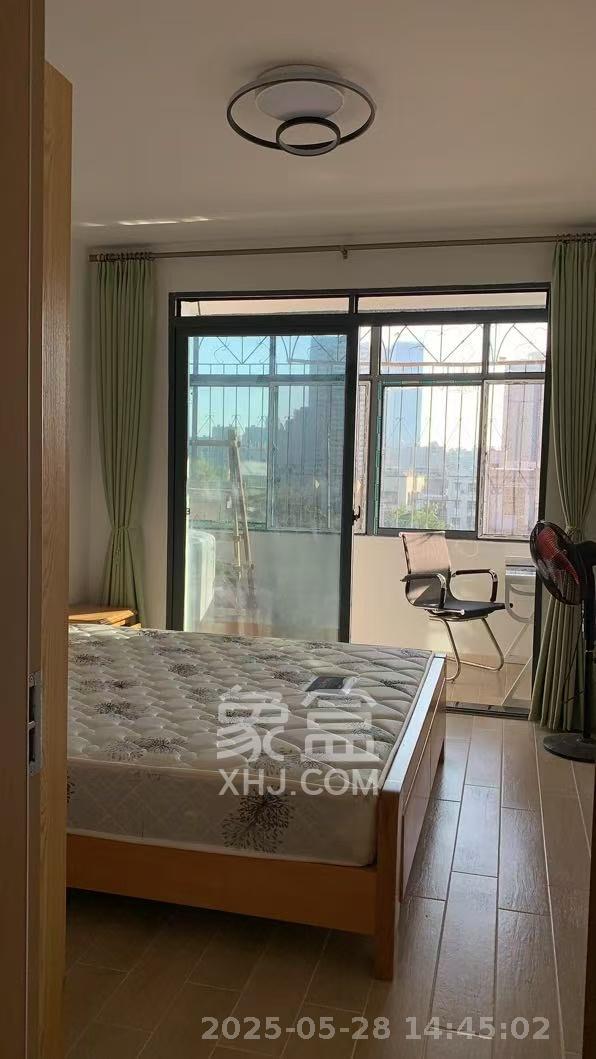 长郡花园 2室1厅1卫 3200.0元/月 长郡花园 2室1厅1卫 3200.0元/月室内图