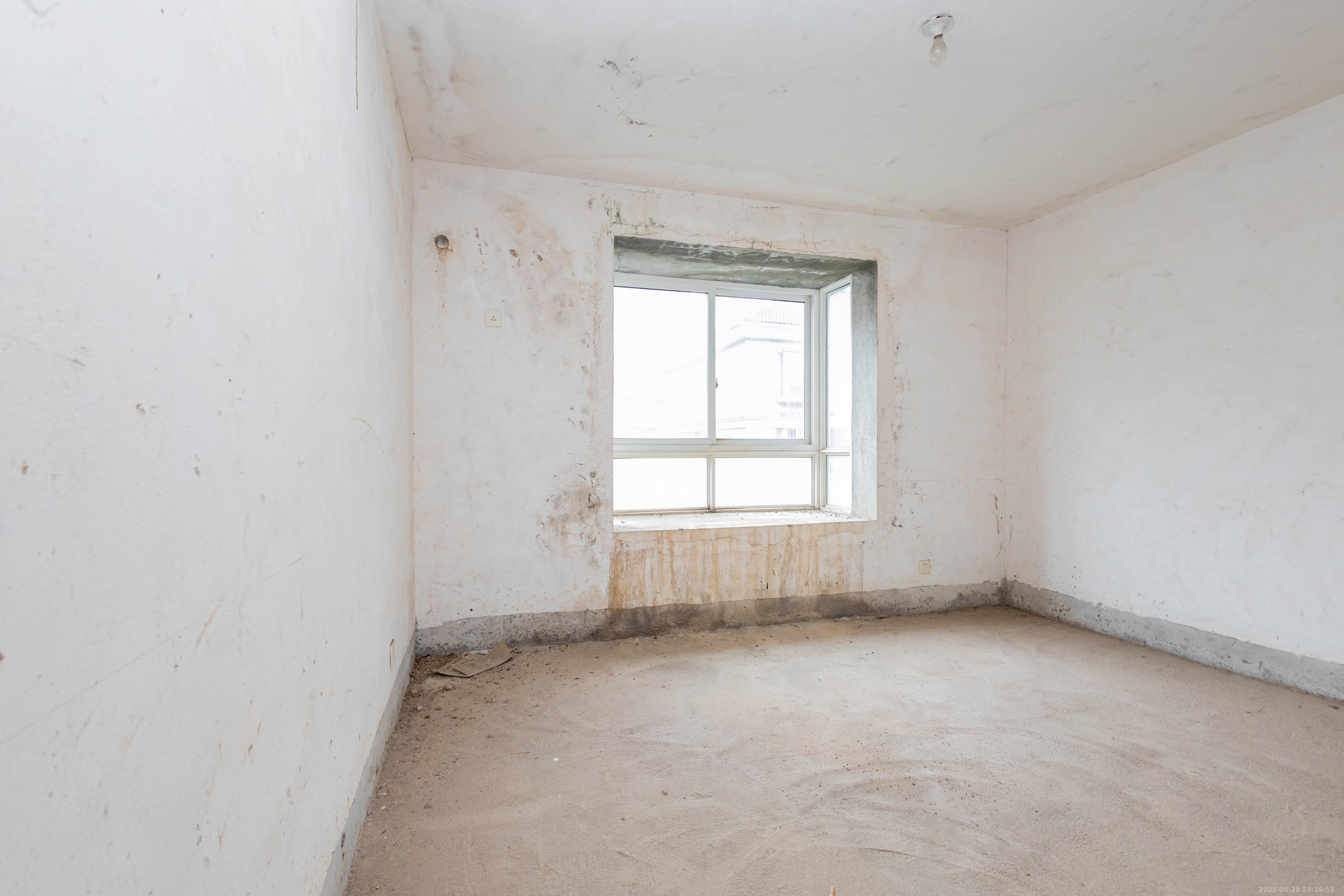 方略学府佳境  3室2厅2卫    42.0万 方略学府佳境  3室2厅2卫    42.0万卧室