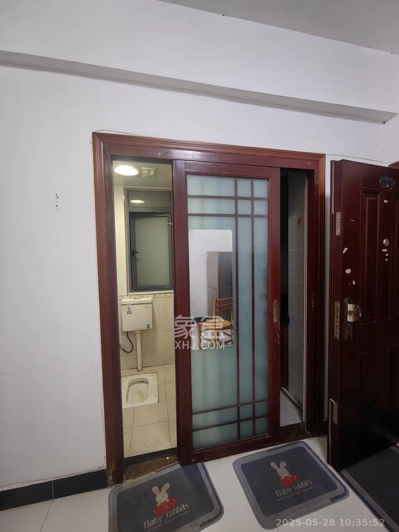 金领家族  2室1厅1卫   1450.00元/月室内图1