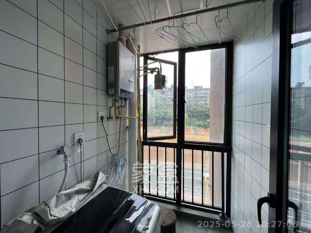 荣悦台  2室1厅1卫   3100.00元/月室内图