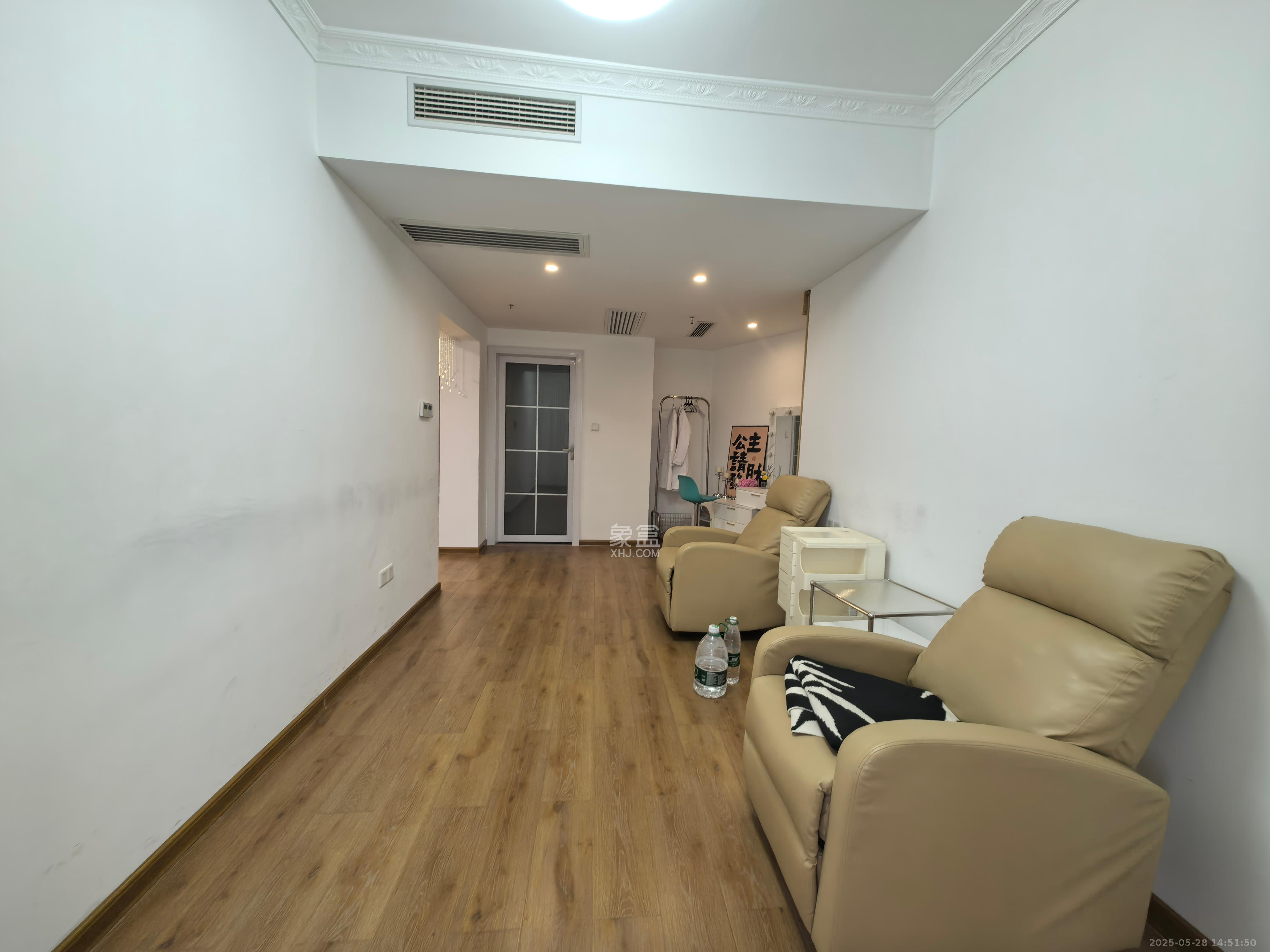 保利国际广场 1室1厅1卫 4000.0元/月 保利国际广场 1室1厅1卫 4000.0元/月室内图