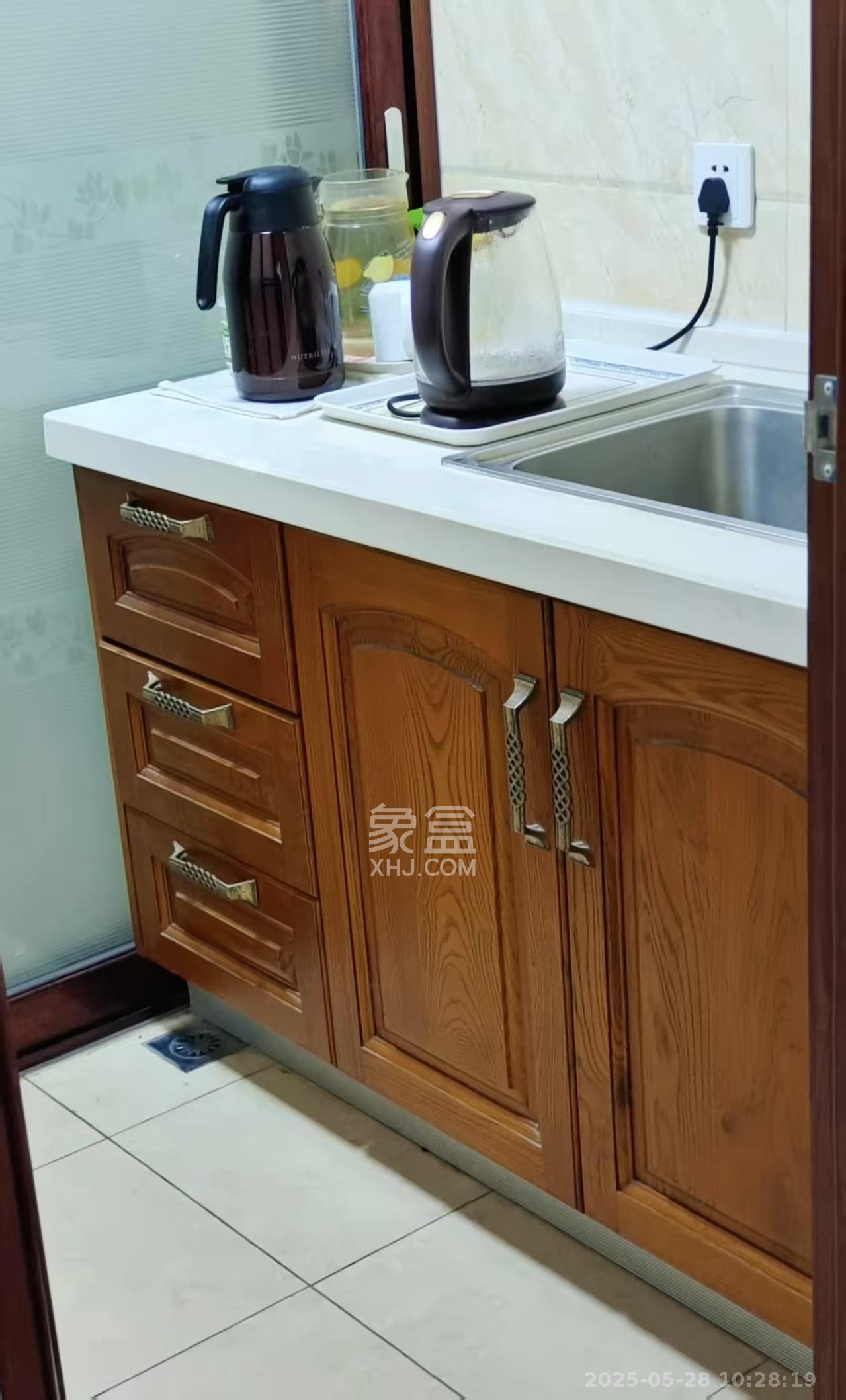 东方芙蓉 3室2厅2卫 3700.0元/月 东方芙蓉 3室2厅2卫 3700.0元/月室内图