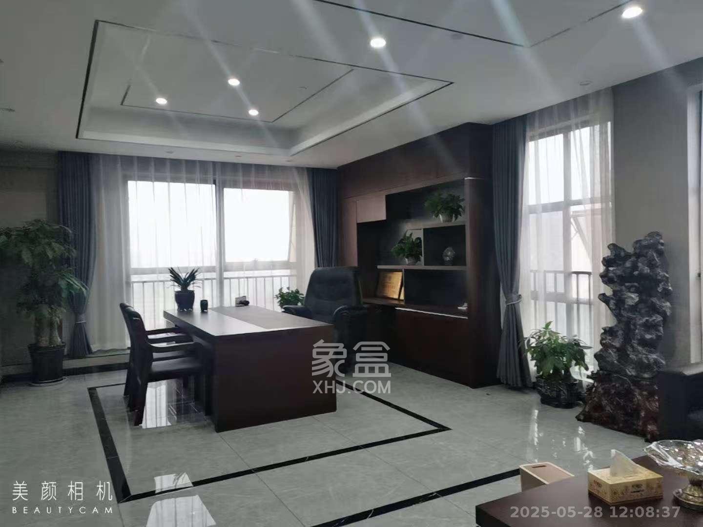 洋湖创富中心   422.0㎡     18000.00元/月室内图