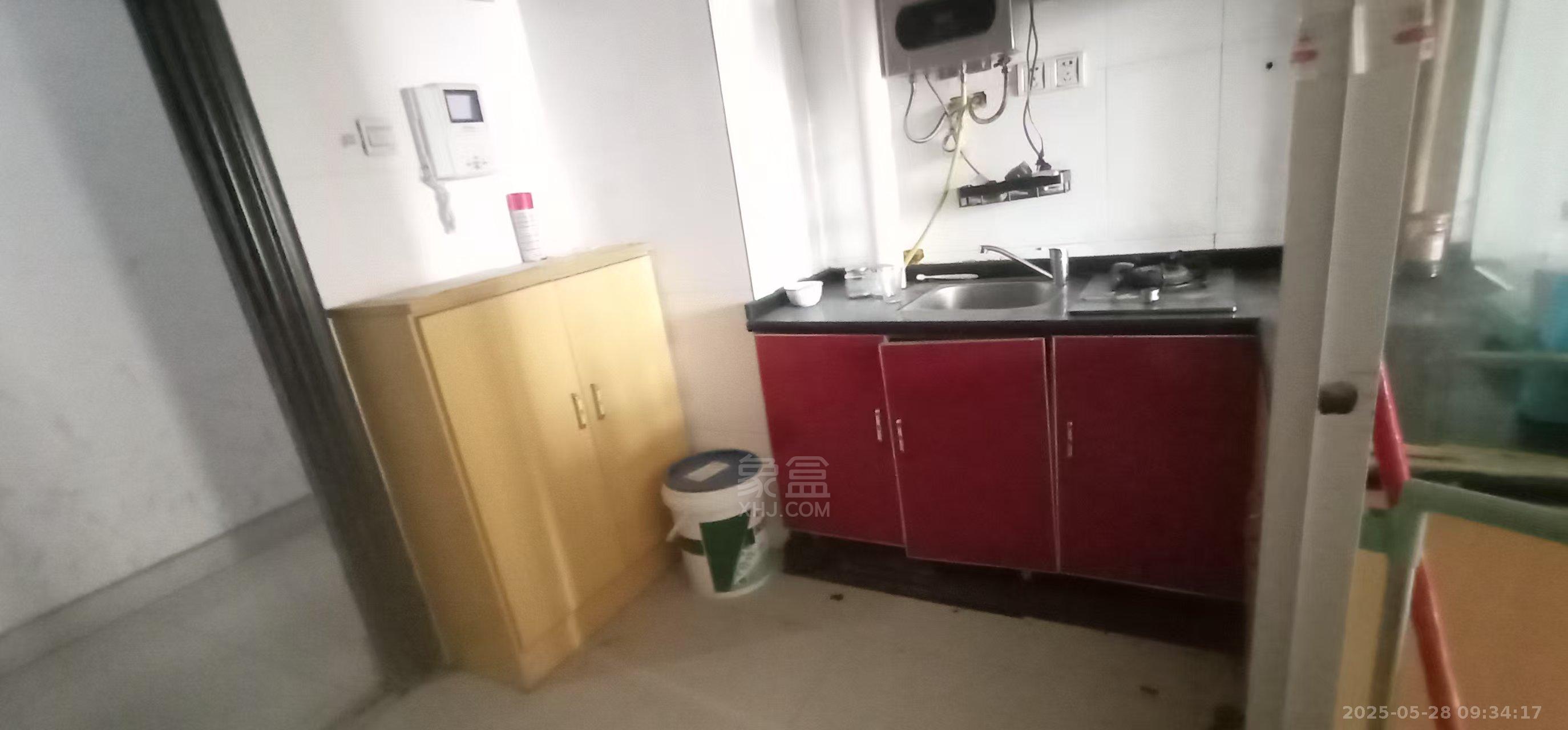 胜马可 1室1厅1卫 700.0元/月 胜马可 1室1厅1卫 700.0元/月室内图