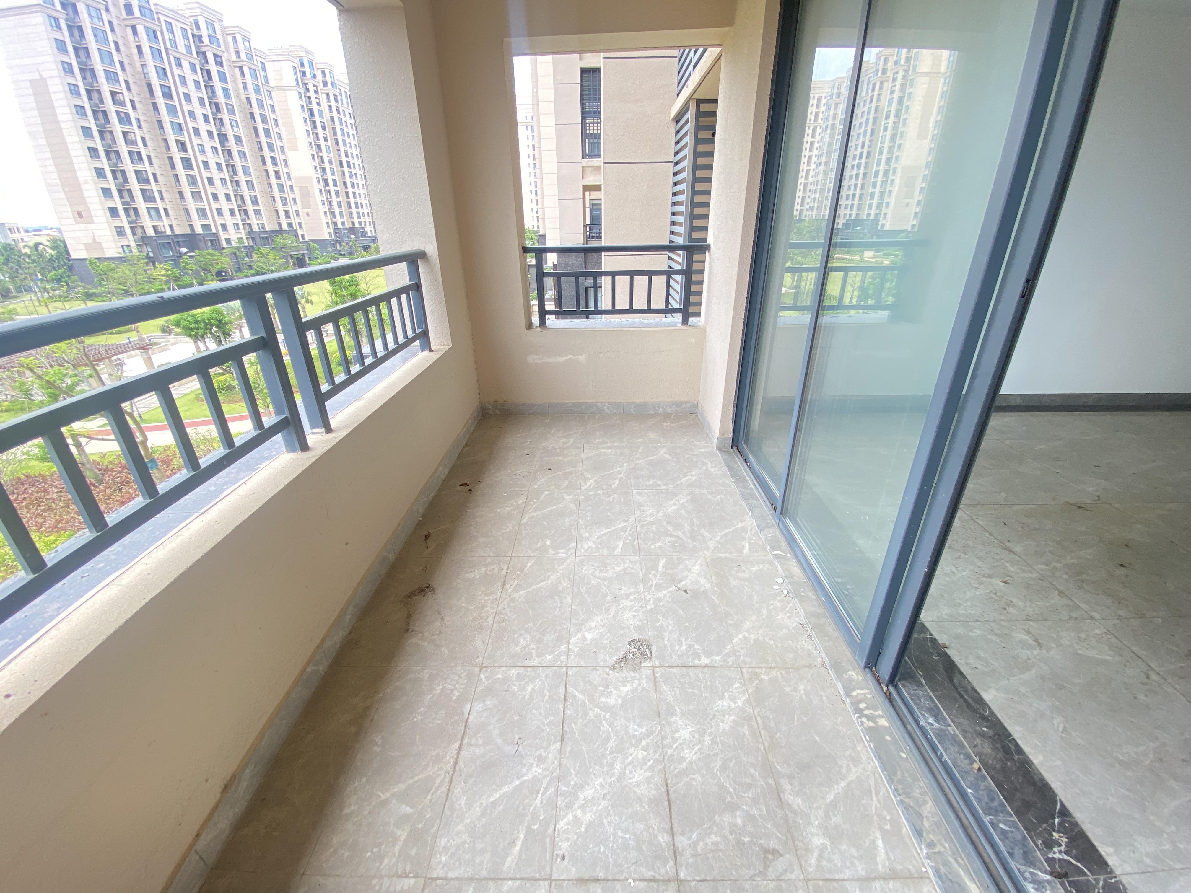 昌茂春天里 3室2厅2卫 2500.0元/月 昌茂春天里 3室2厅2卫 2500.0元/月室内图