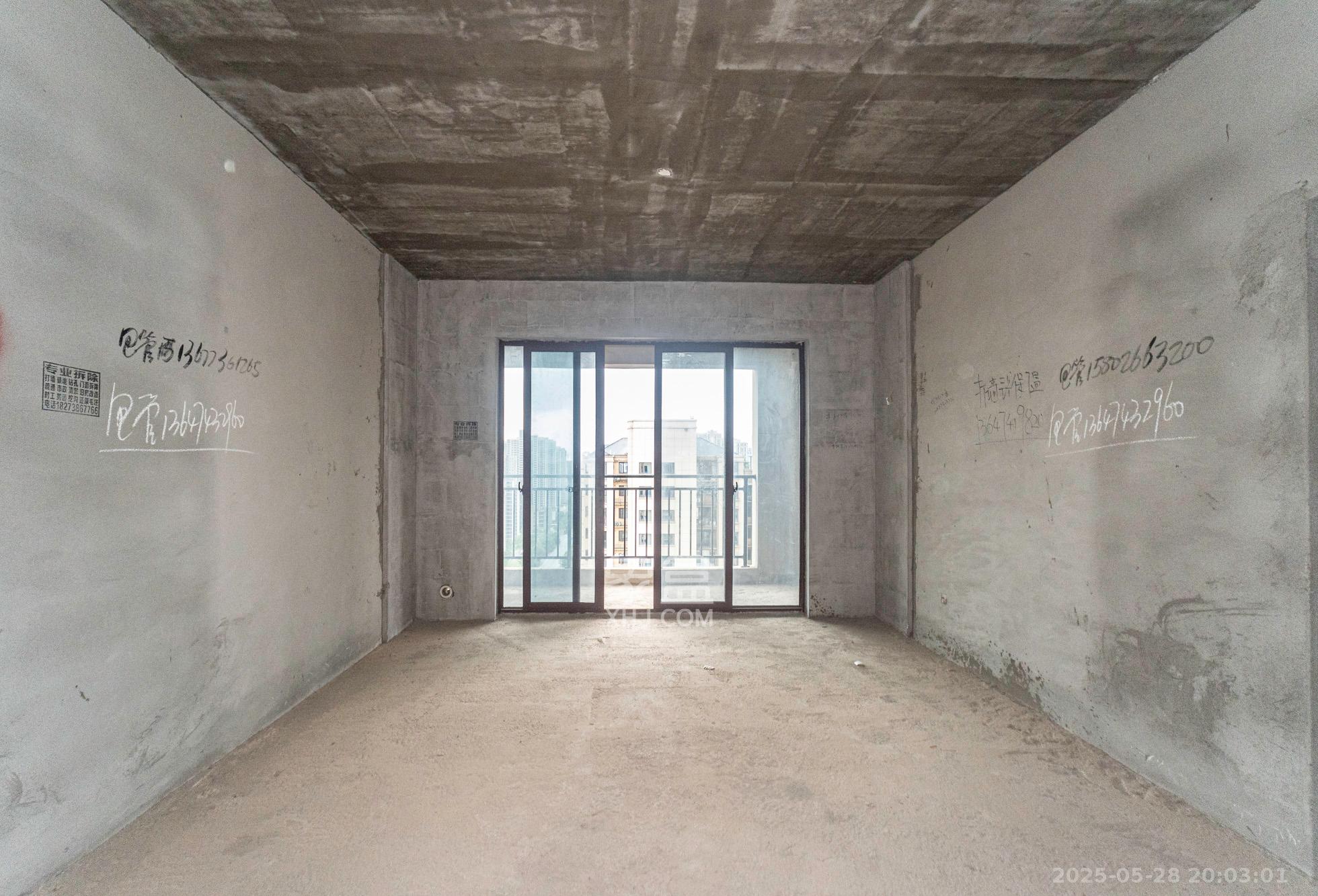 艺源颂雅小区(719街区)  3室2厅1卫    75.0万 艺源颂雅小区(719街区)  3室2厅1卫    75.0万