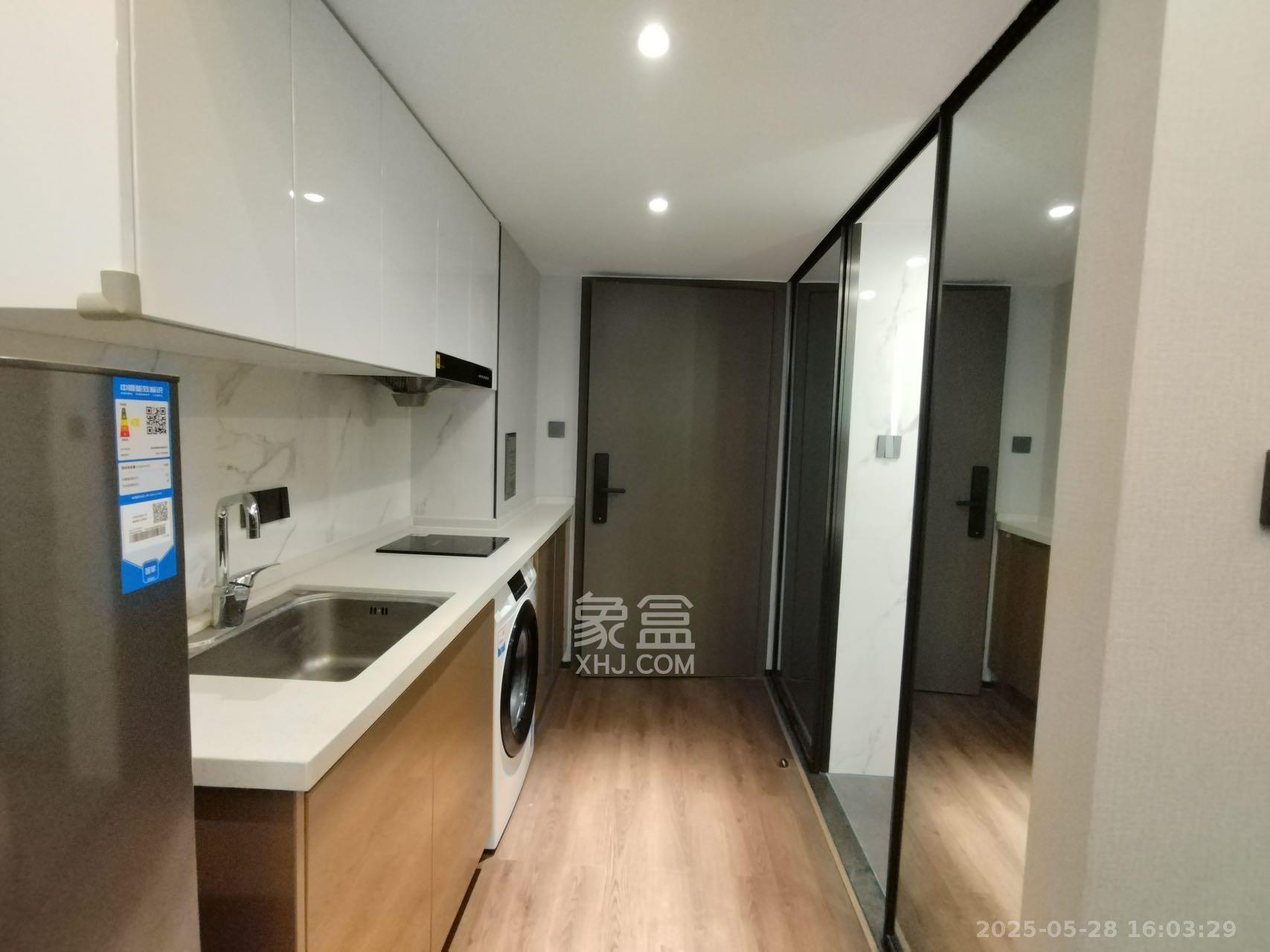 达美寰宇中心 2室1厅1卫 3400.0元/月 达美寰宇中心 2室1厅1卫 3400.0元/月室内图