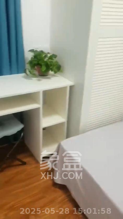 江南华府  2室1厅1卫   2400.00元/月室内图