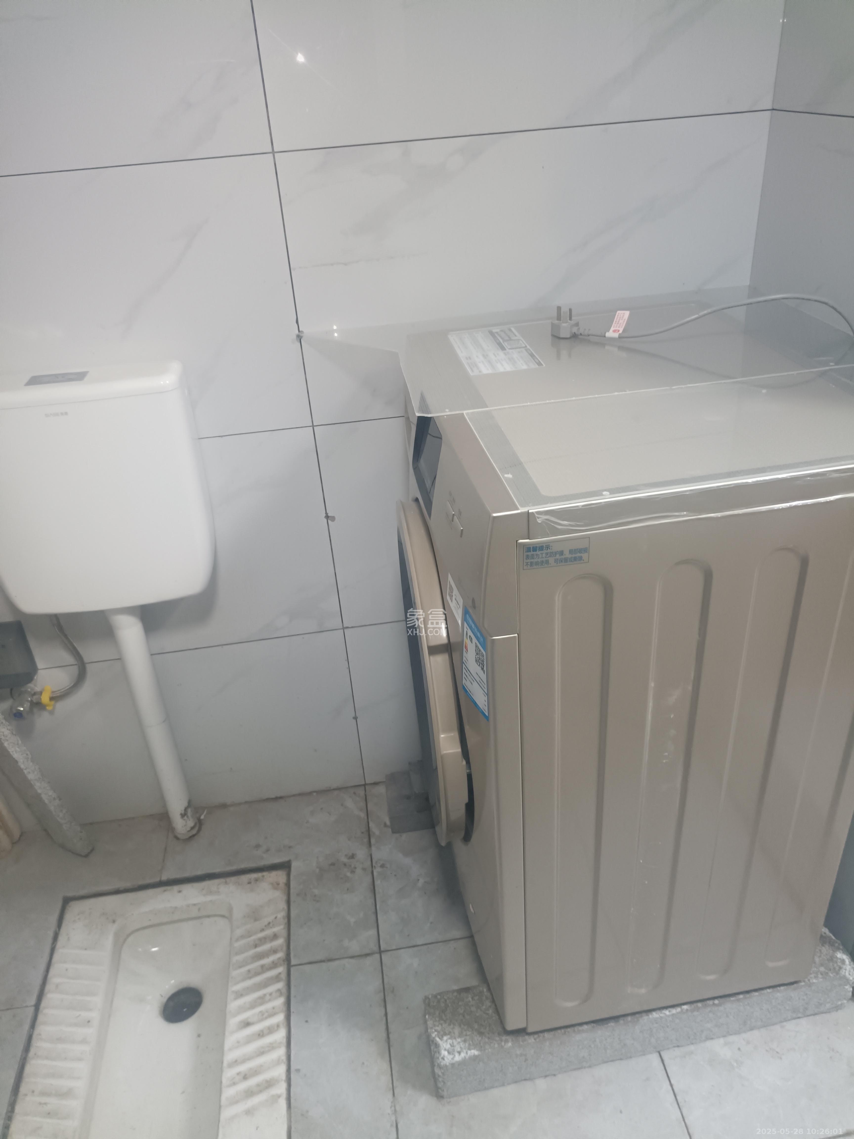 青年才郡(盈安大厦) 2室1厅1卫 2200.0元/月 青年才郡(盈安大厦) 2室1厅1卫 2200.0元/月室内图