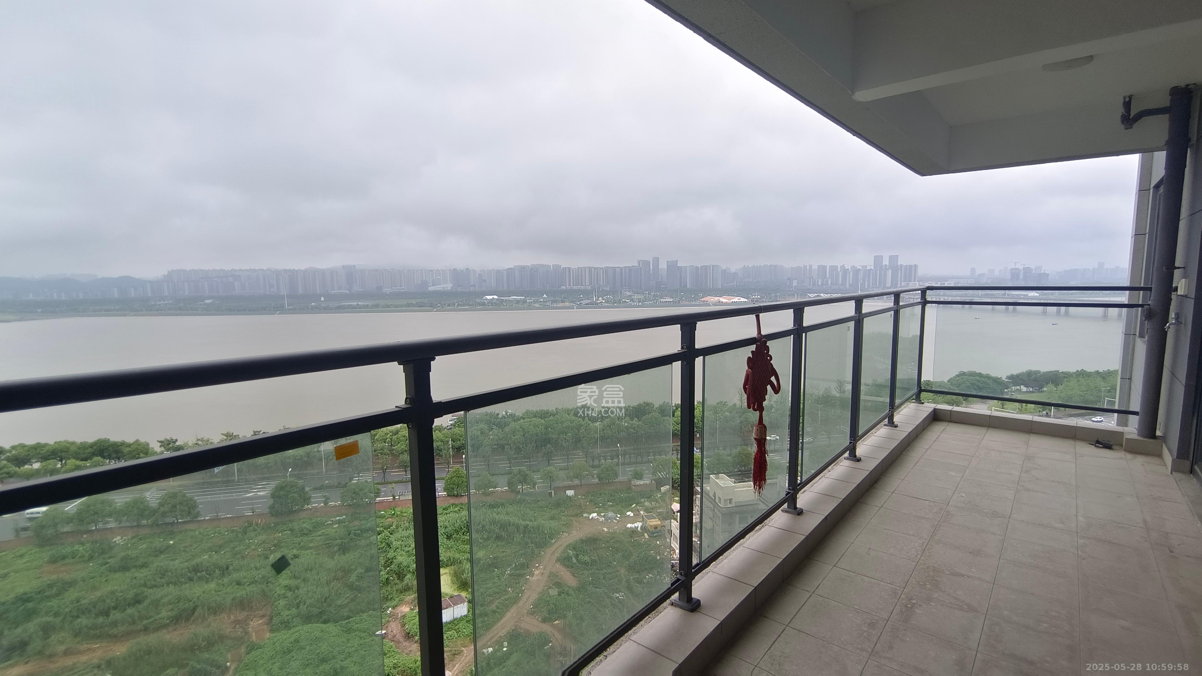 长沙万境潇湘 4室2厅2卫 2600.0元/月 长沙万境潇湘 4室2厅2卫 2600.0元/月室内图