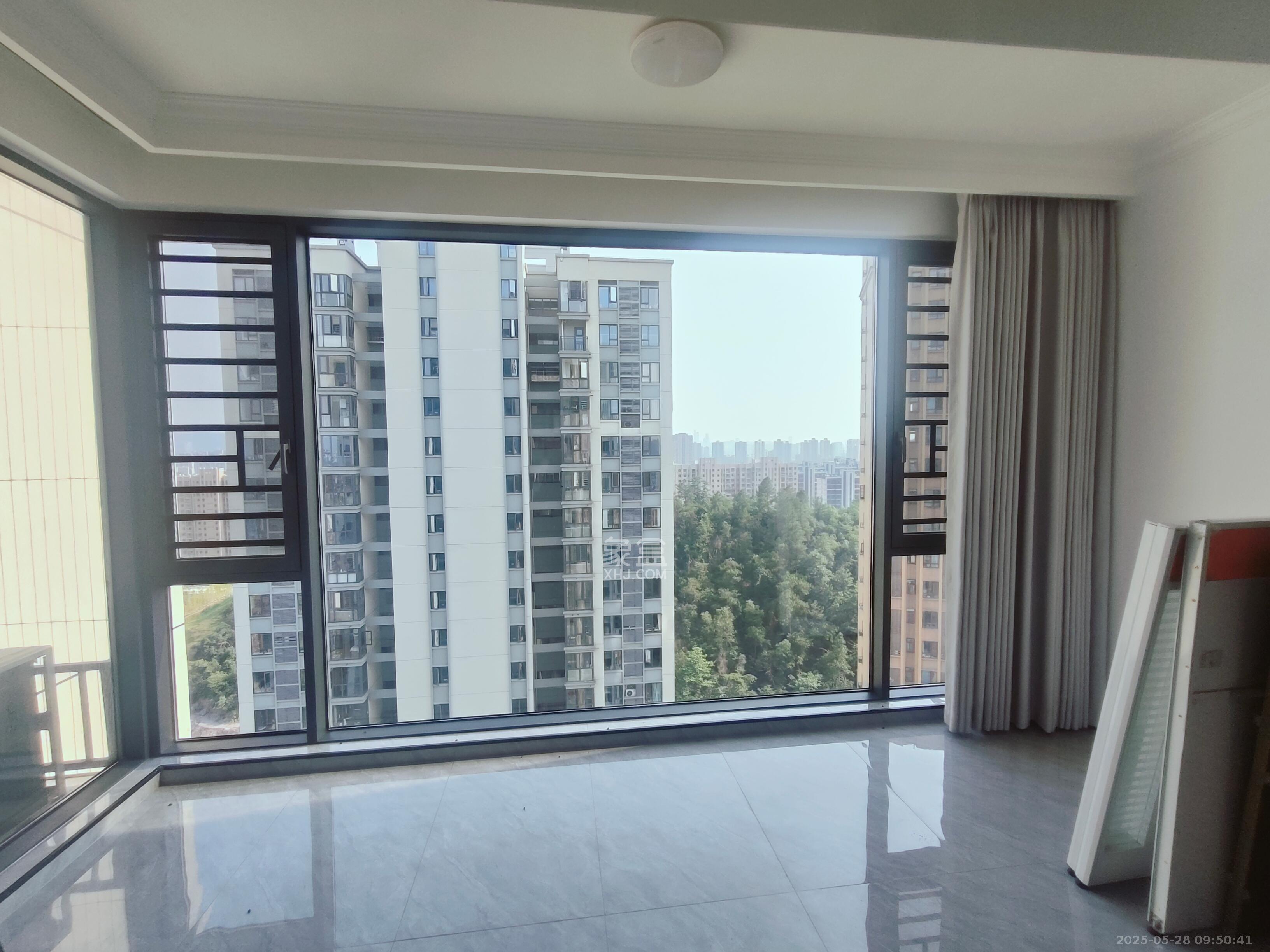 谷峰安置小区(惟德园) 5室2厅2卫 3600.0元/月 谷峰安置小区(惟德园) 5室2厅2卫 3600.0元/月室内图