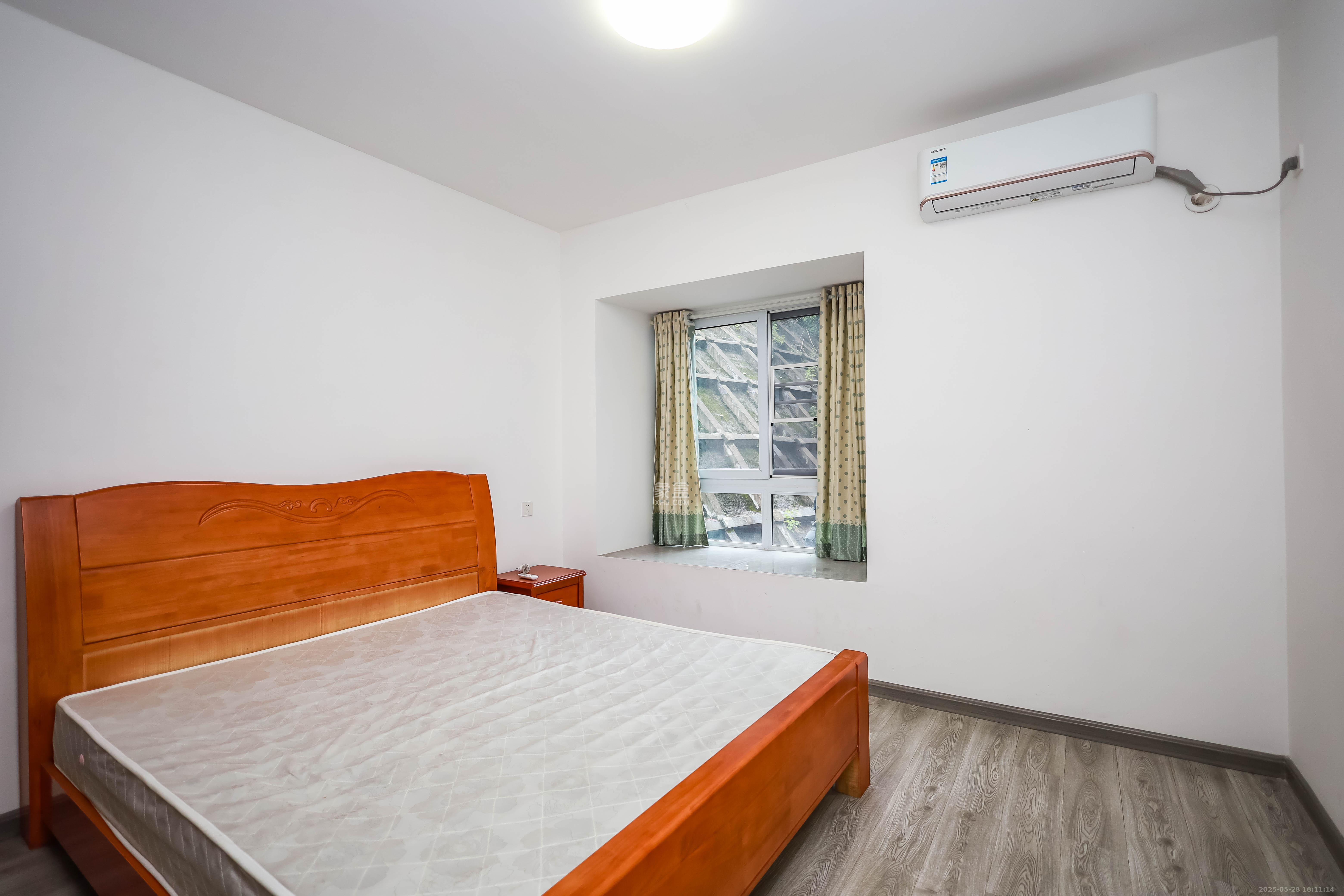 金科世界城  3室1厅1卫    78.8万 金科世界城  3室1厅1卫    78.8万卧室