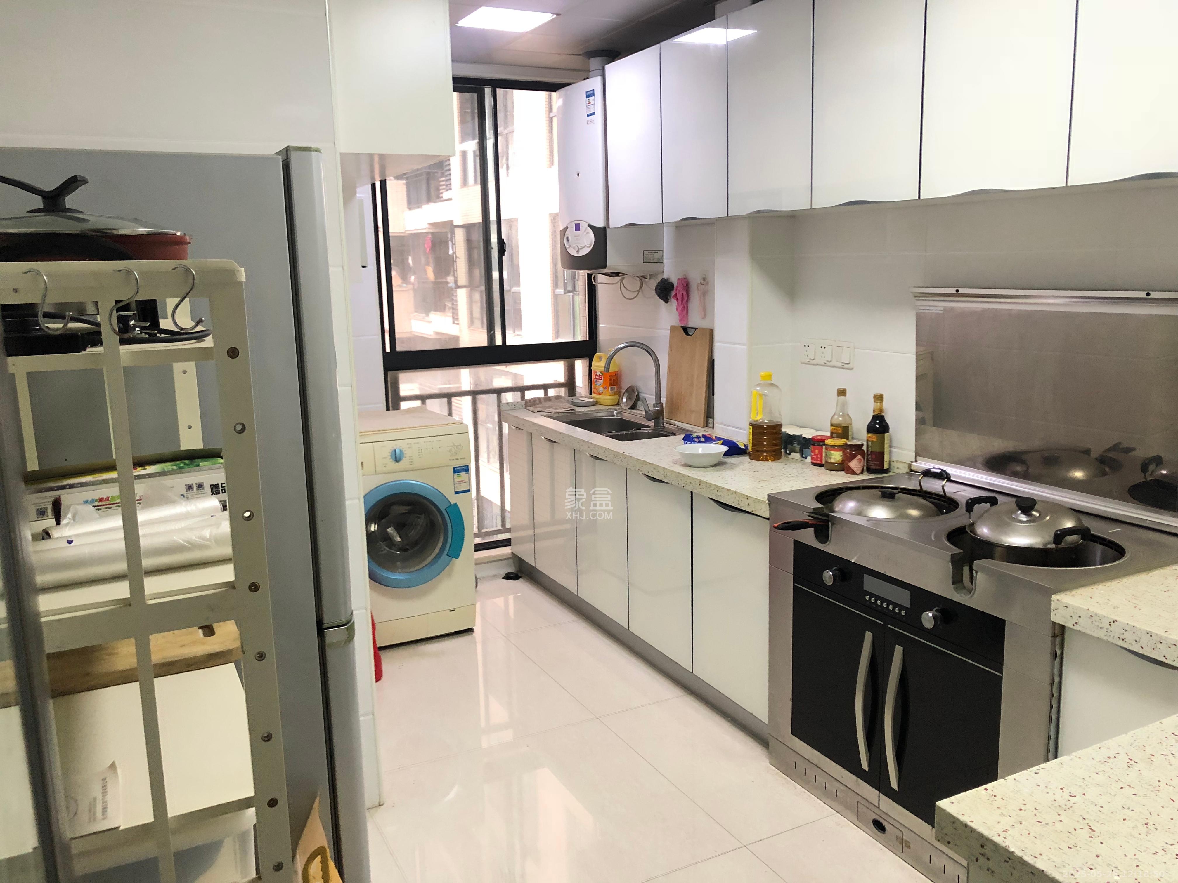 融科东南海  3室2厅1卫   2800.00元/月室内图