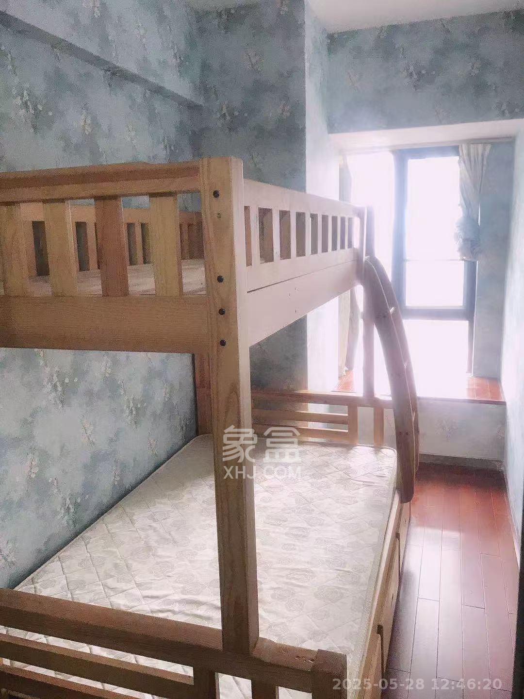摩天一号  2室1厅1卫   2000.00元/月室内图