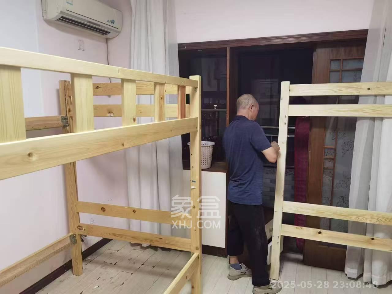 明城公寓  3室2厅1卫   2200.00元/月室内图