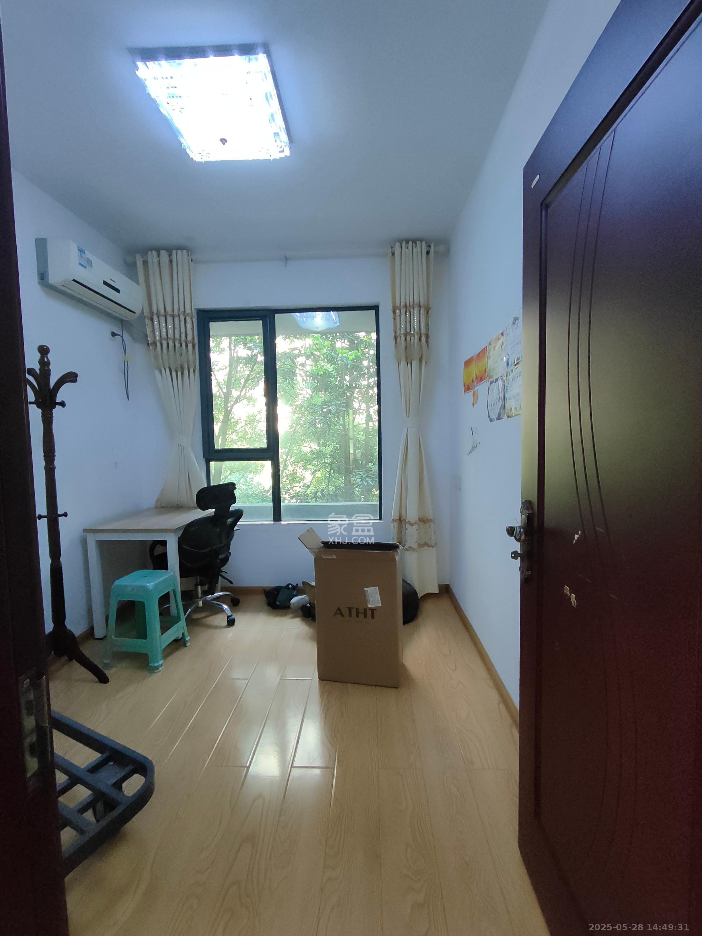 长房时代城 4室2厅2卫 3800.0元/月 长房时代城 4室2厅2卫 3800.0元/月室内图