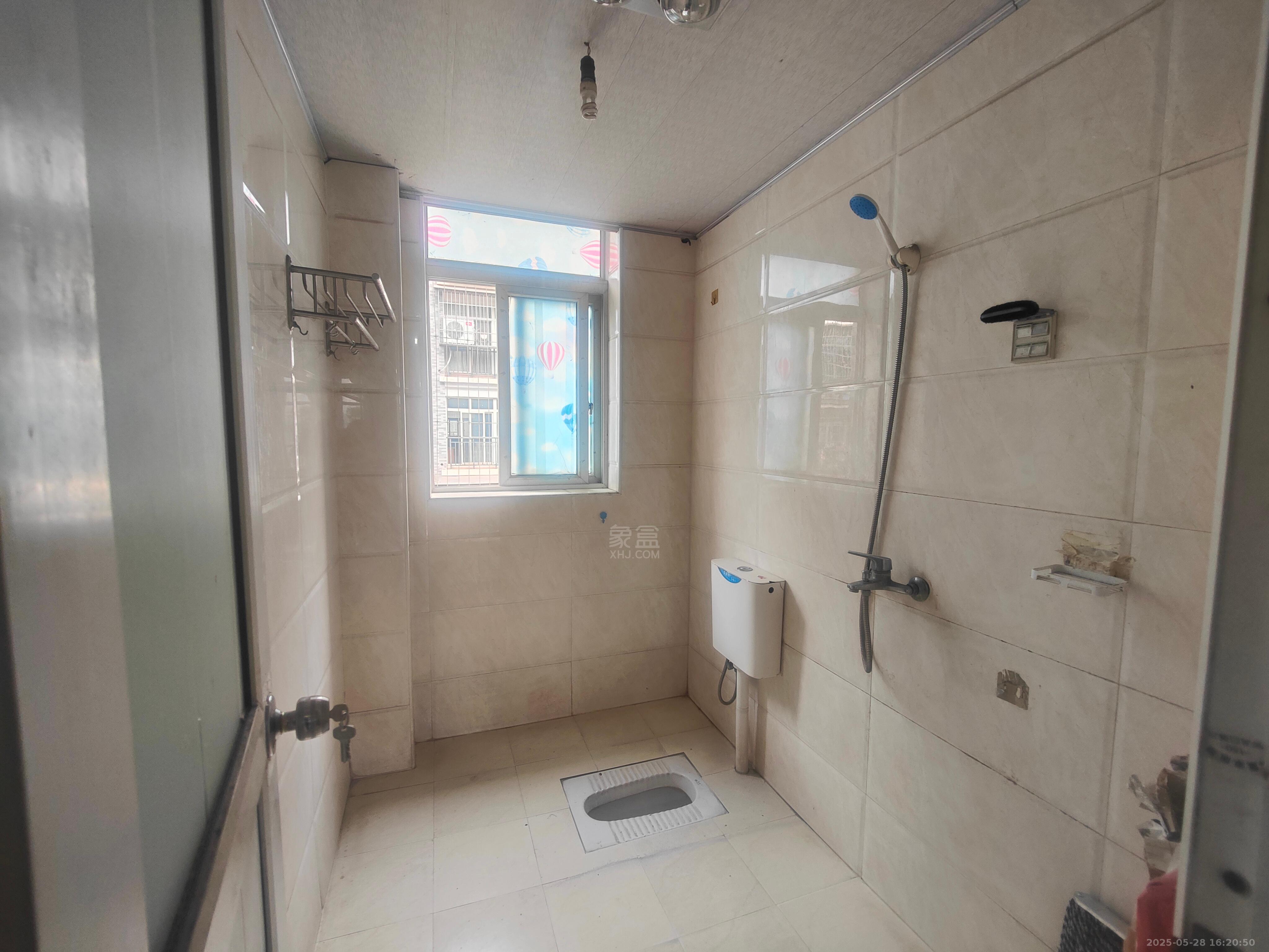 东环新城 3室2厅1卫 1100.0元/月 东环新城 3室2厅1卫 1100.0元/月室内图