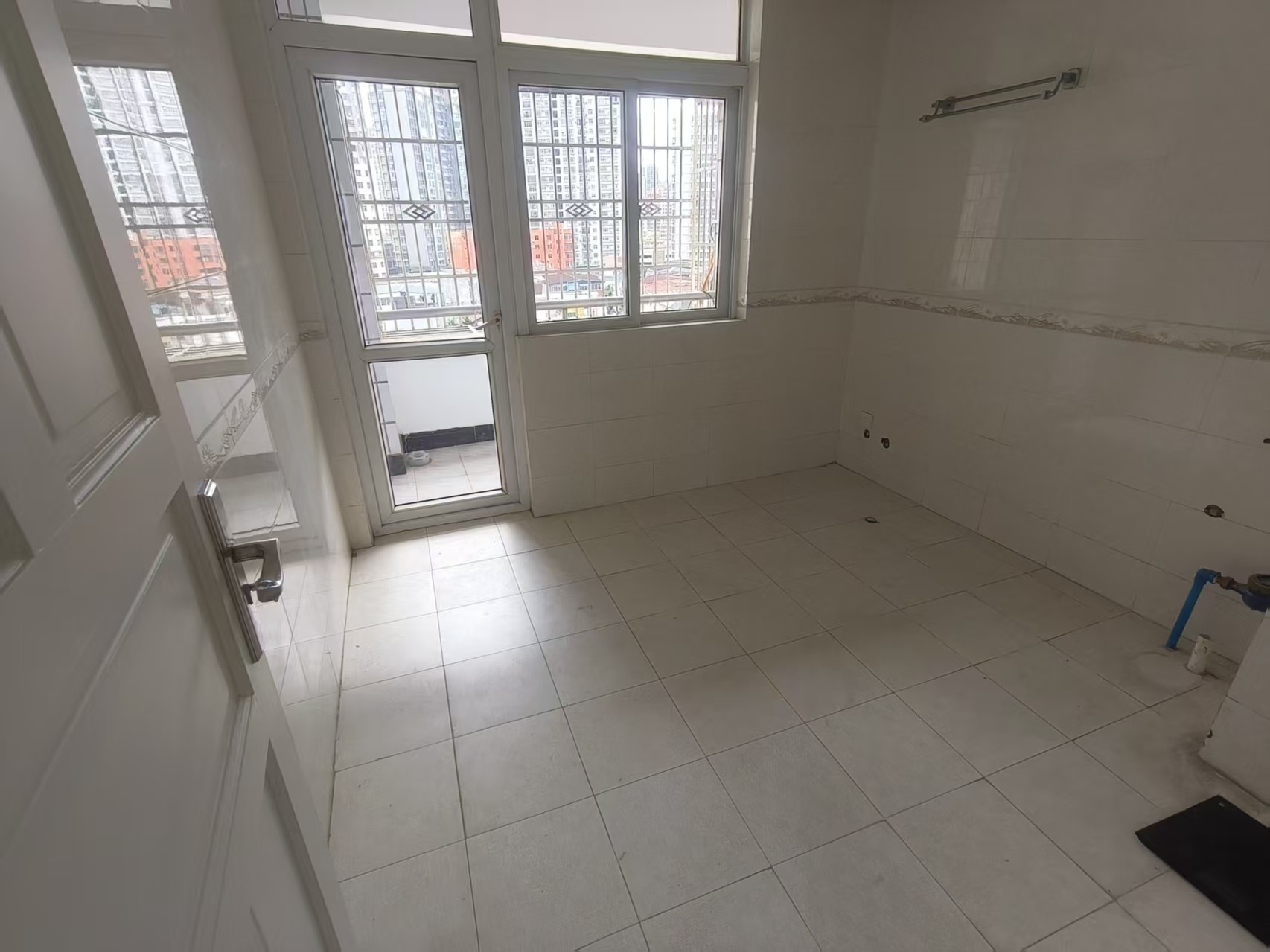 金霖花园 3室1厅1卫 3000.0元/月 金霖花园 3室1厅1卫 3000.0元/月户型图