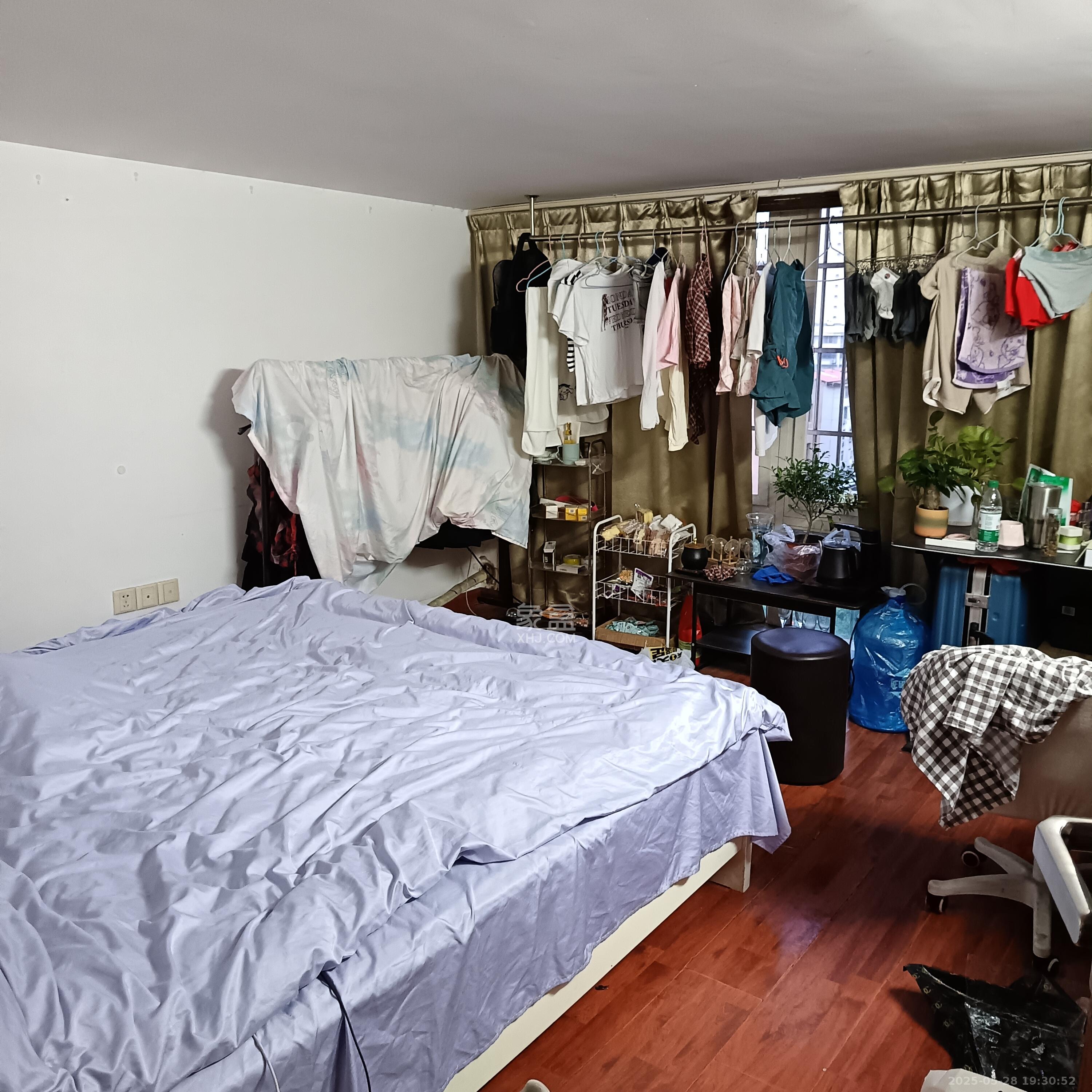 君临天厦 4室1厅2卫 3500.0元/月 君临天厦 4室1厅2卫 3500.0元/月室内图