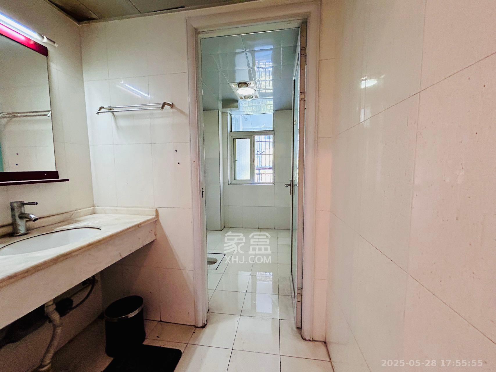 上河国际C区 4室2厅1卫 3500.0元/月 上河国际C区 4室2厅1卫 3500.0元/月室内图